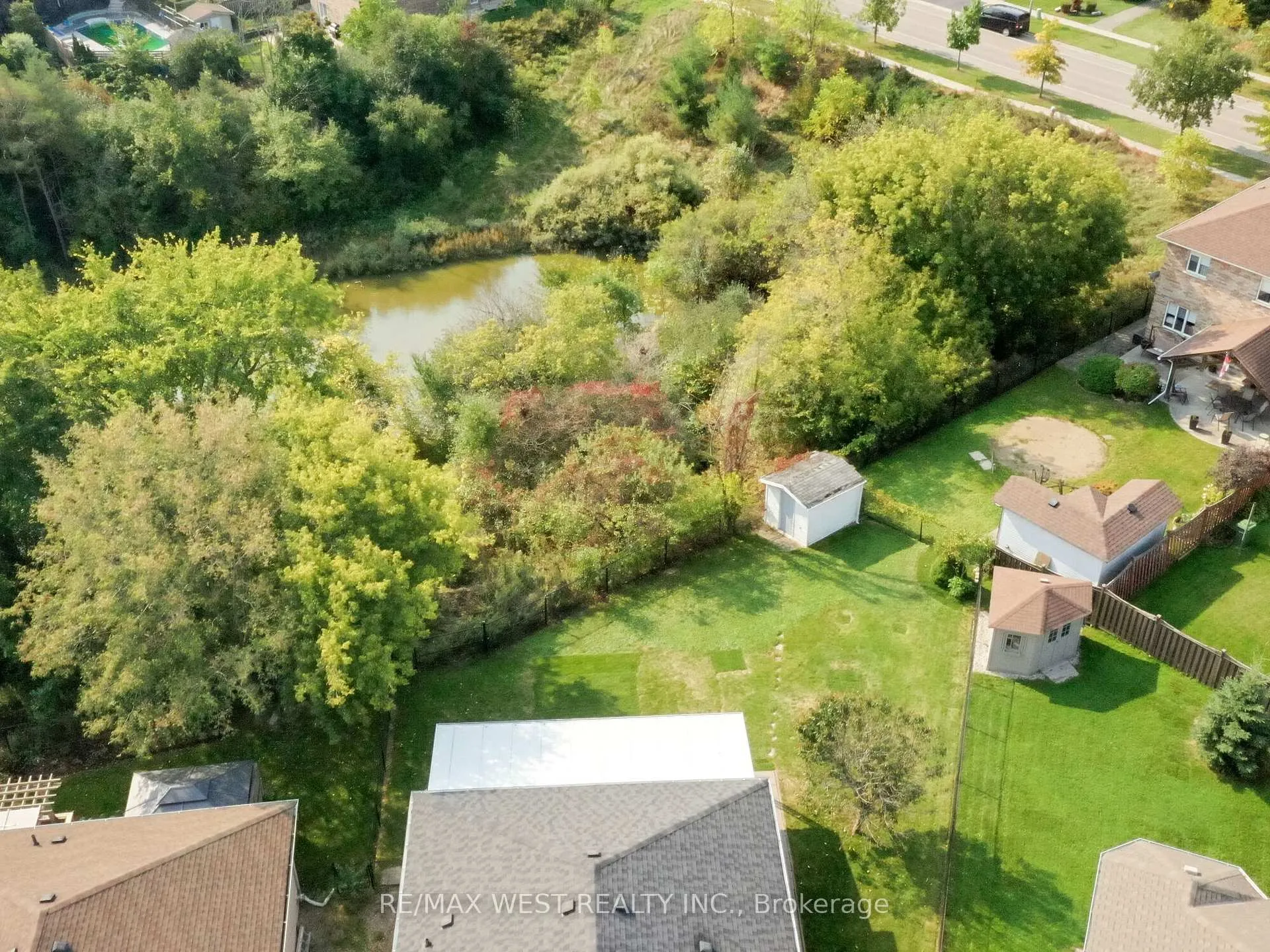Photo 37 of 90 Archbury Circle, Caledon, Bolton East — HOMEH