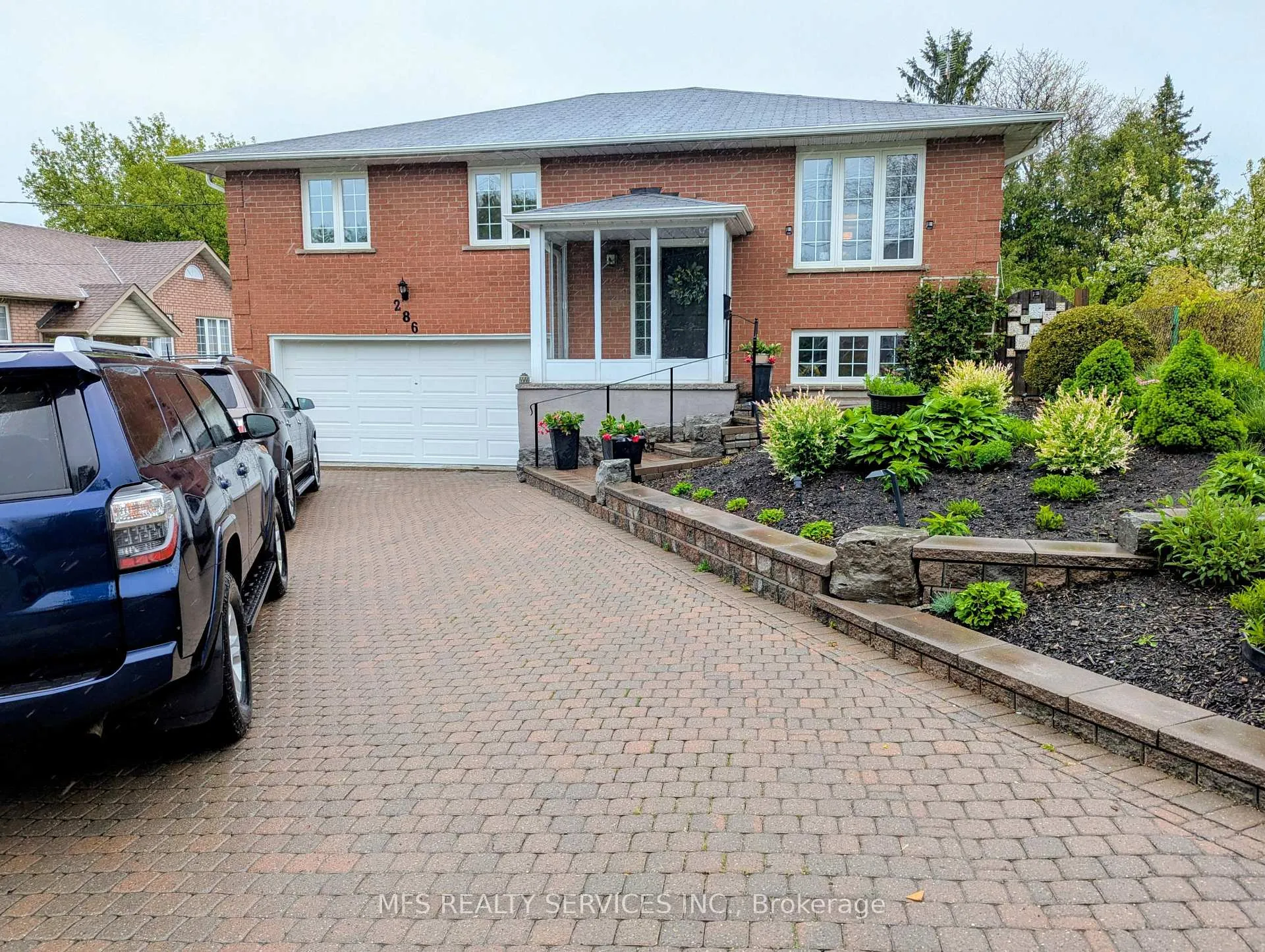 Front of 286 Seneca Avenue