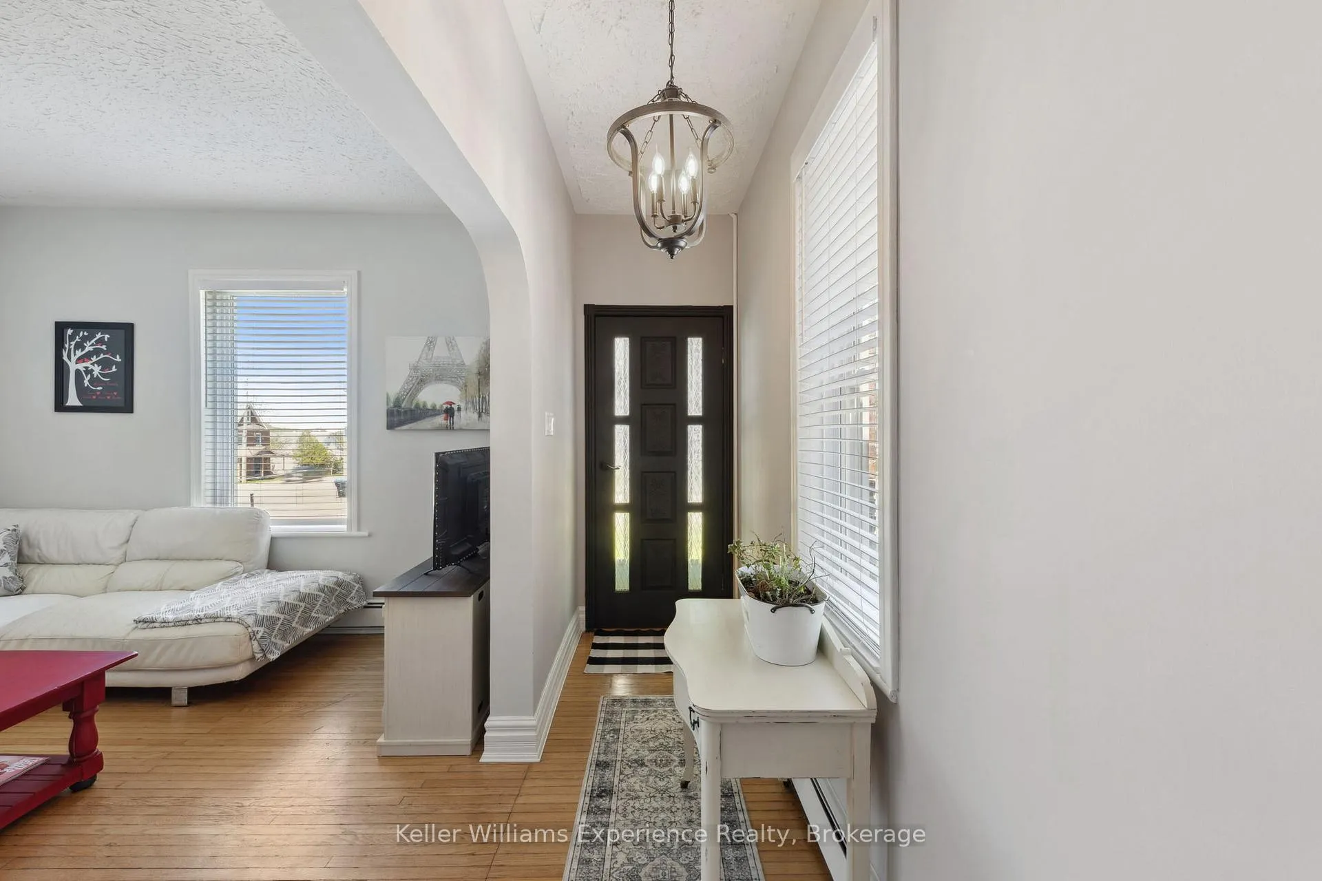 Photo 3 of 220 Third Street, Midland — HOMEH