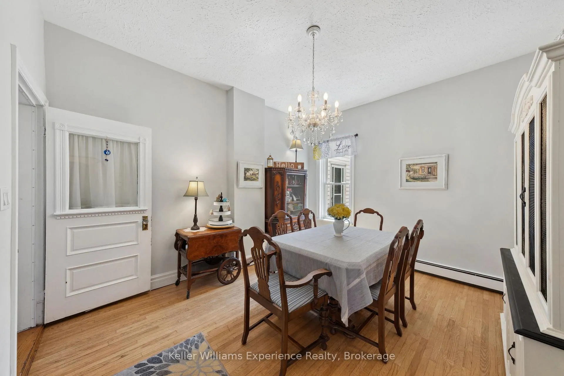 Photo 12 of 220 Third Street, Midland — HOMEH