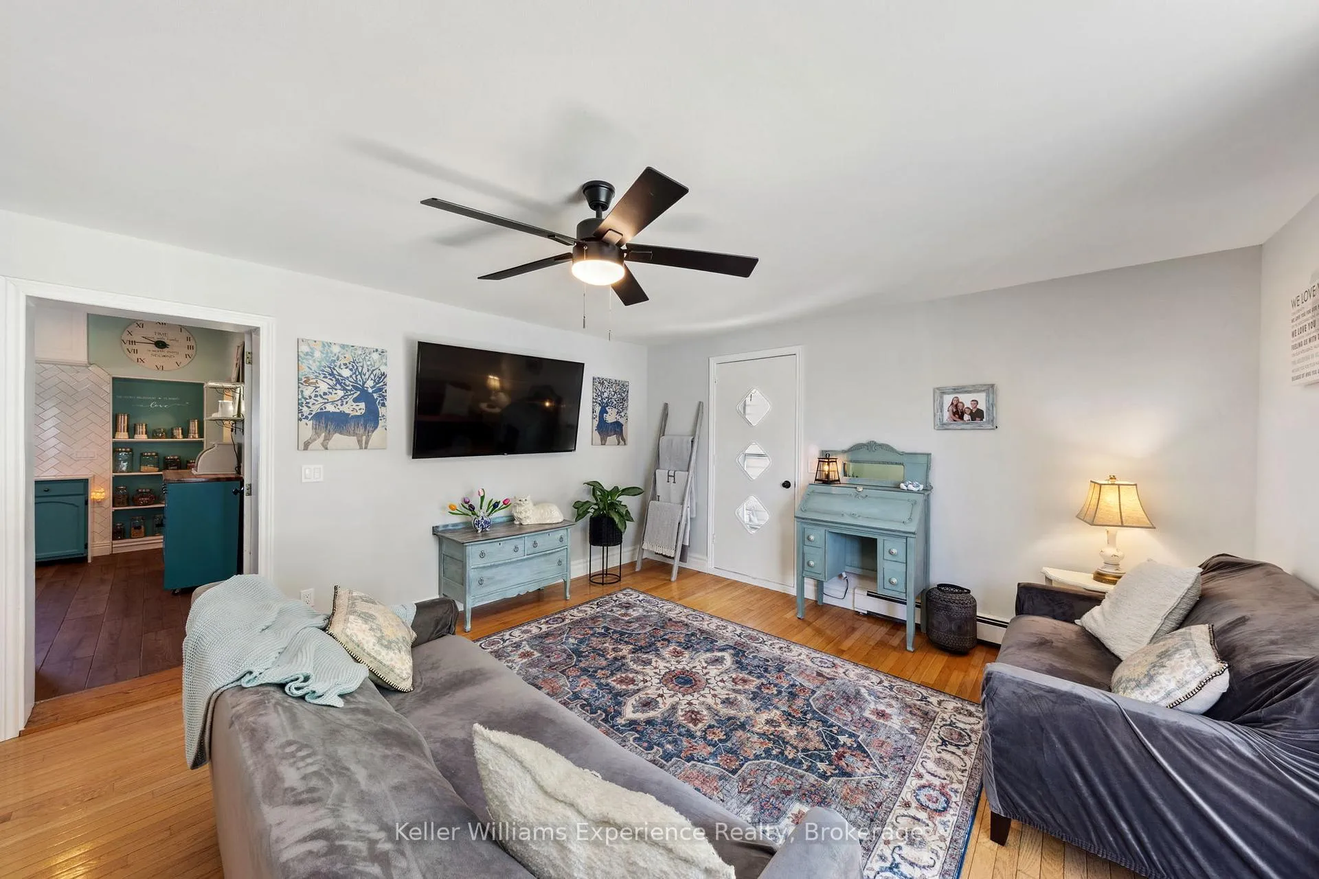 Photo 15 of 220 Third Street, Midland — HOMEH