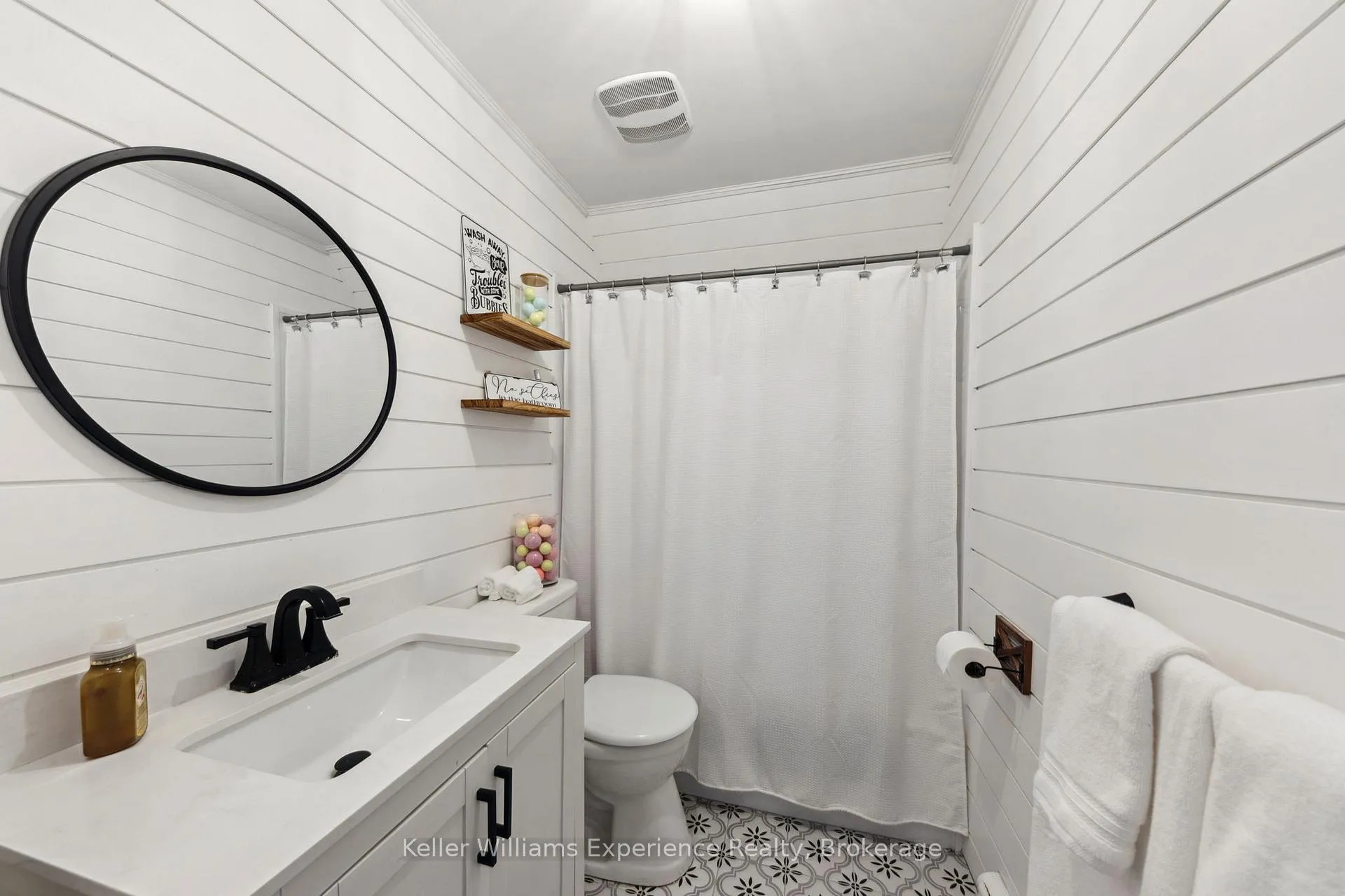 Photo 25 of 220 Third Street, Midland — HOMEH