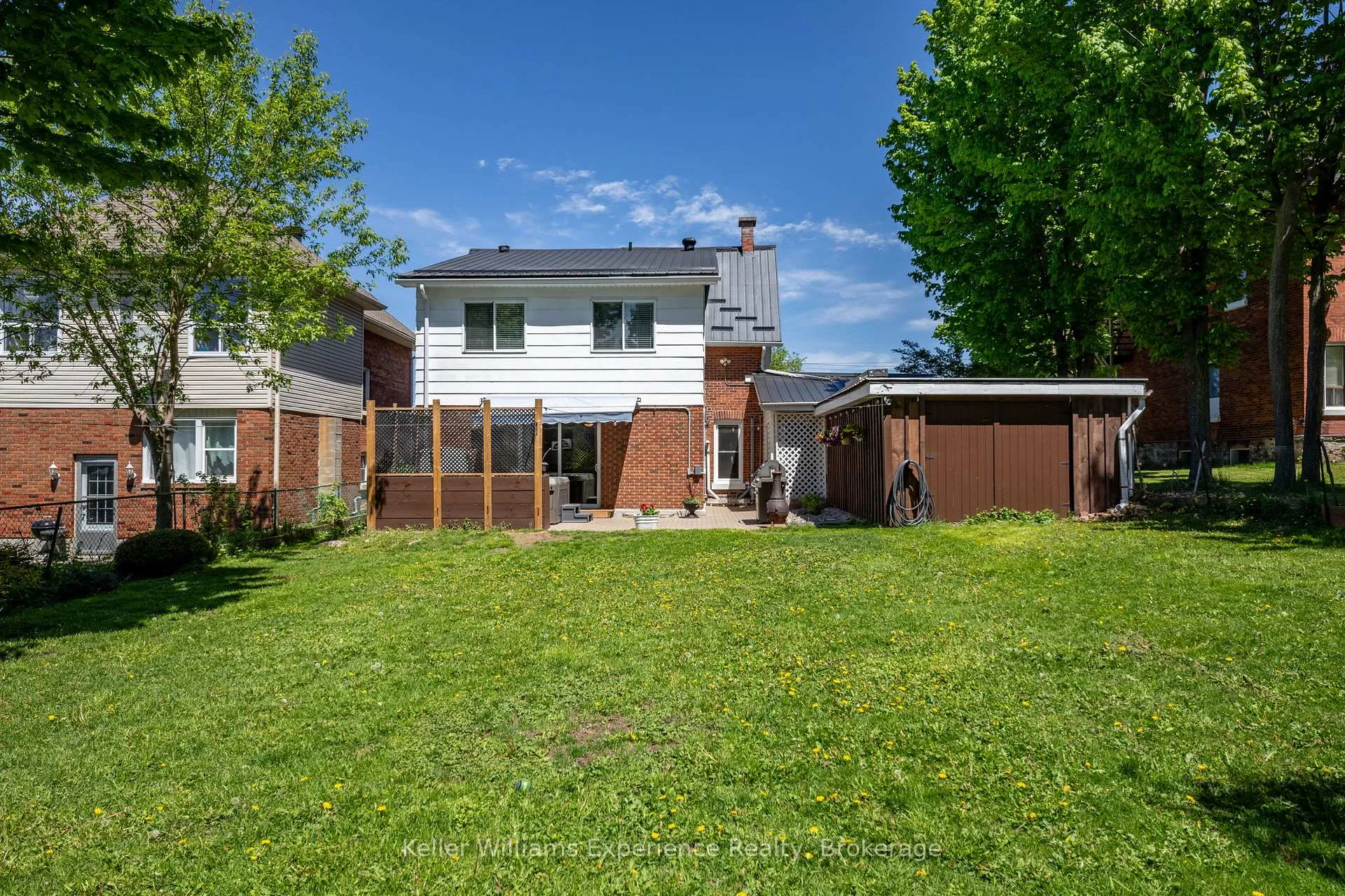Photo 31 of 220 Third Street, Midland — HOMEH
