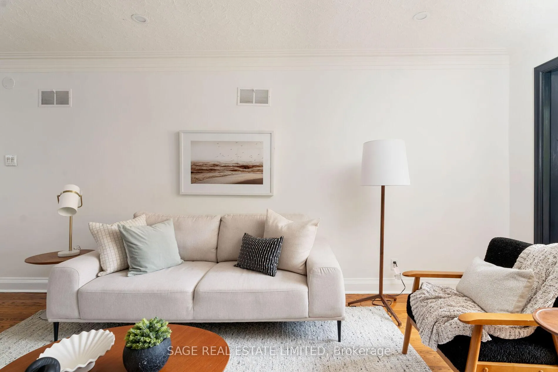 Photo 8 of 149 Glenwood Crescent, Toronto, O'Connor-Parkview — HOMEH