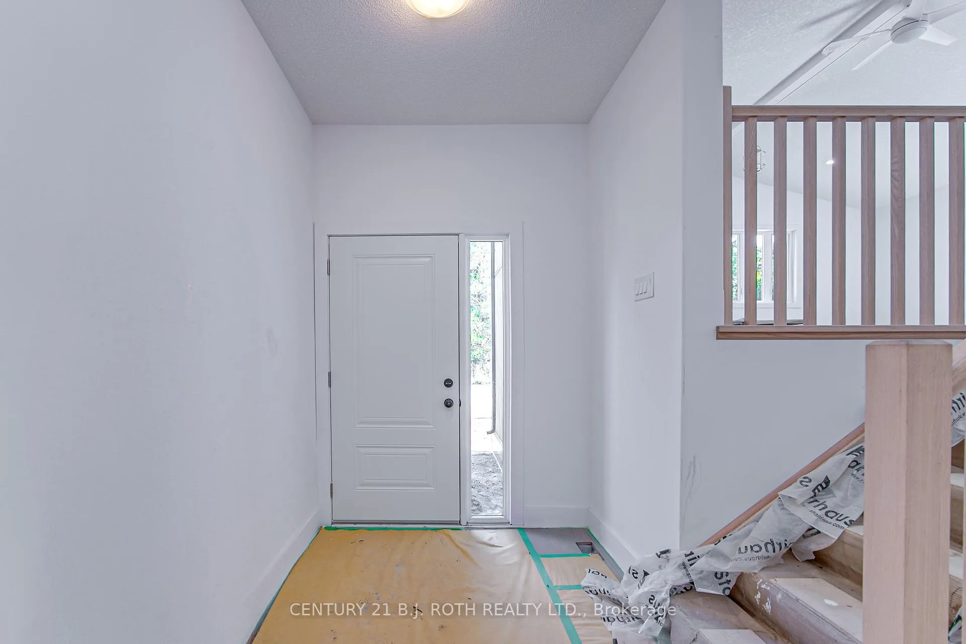 Photo 3 of 3256 Cove Avenue, Innisfil, Rural Innisfil — HOMEH