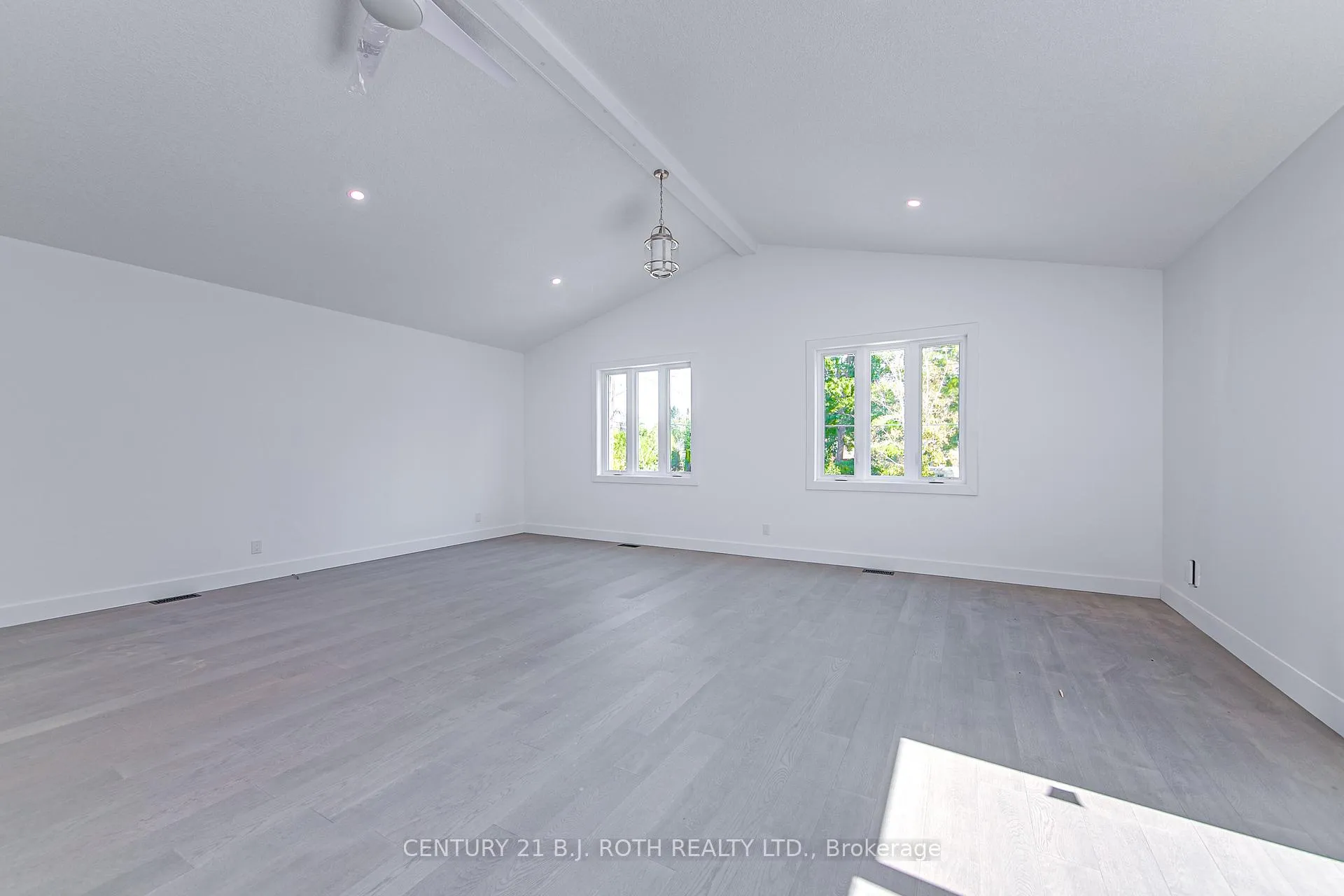 Photo 14 of 3256 Cove Avenue, Innisfil, Rural Innisfil — HOMEH