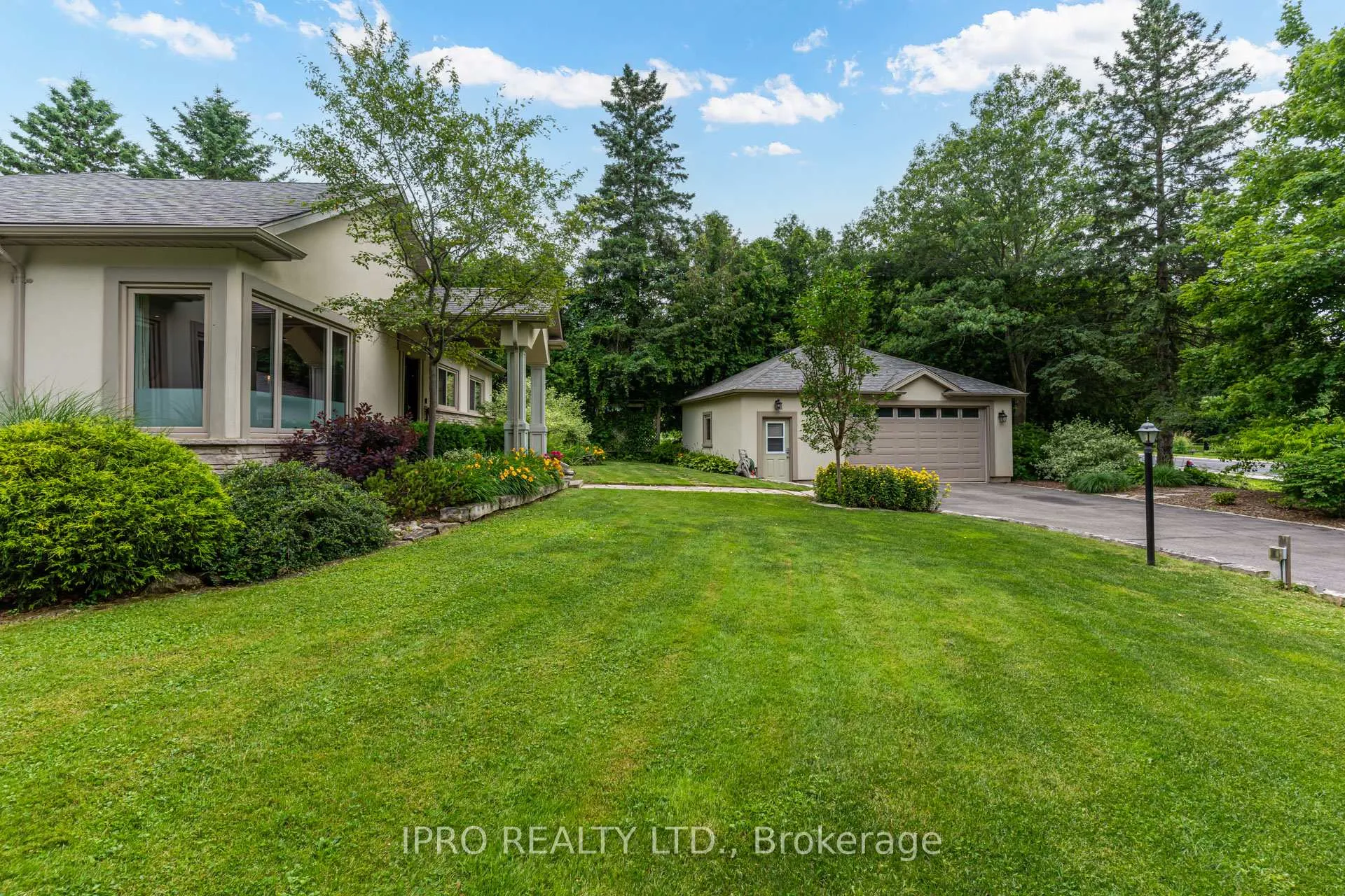 Photo 4 of 14610 Creditview Road, Caledon, Cheltenham — HOMEH