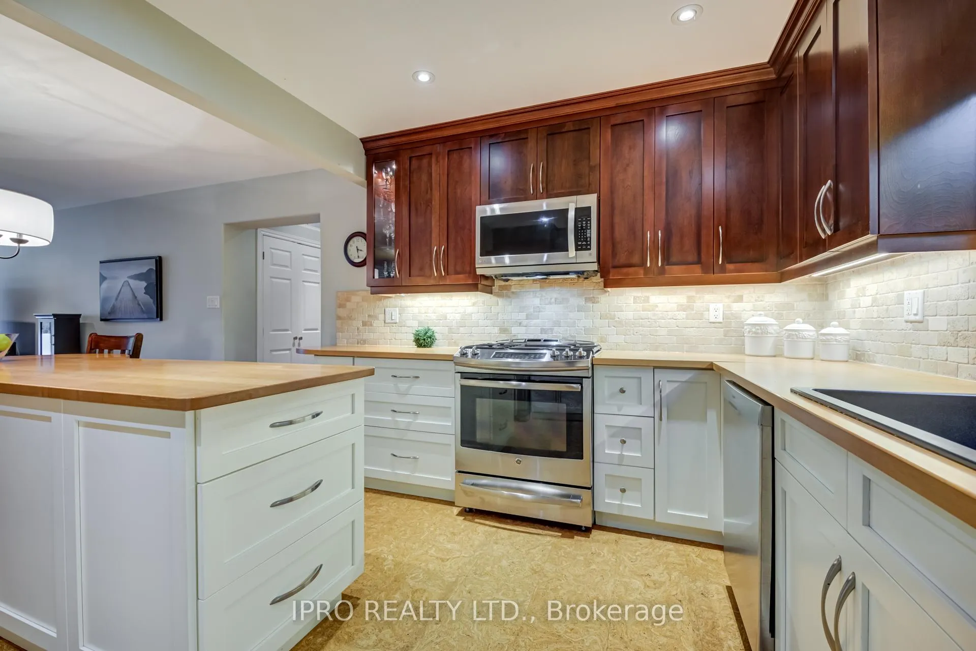 Photo 13 of 14610 Creditview Road, Caledon, Cheltenham — HOMEH