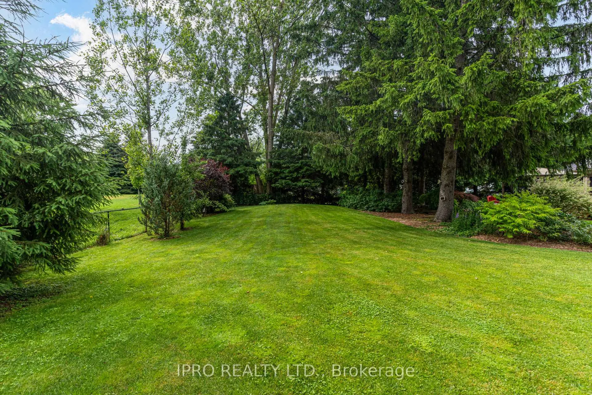 Photo 39 of 14610 Creditview Road, Caledon, Cheltenham — HOMEH