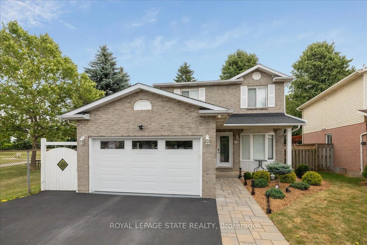 Photo 1 of 22 Merritt Crescent, Grimsby, Grimsby West — HOMEH