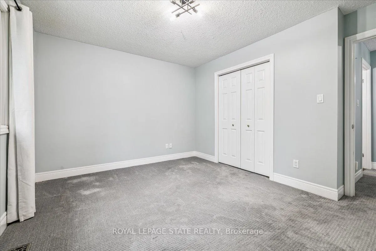 Photo 31 of 22 Merritt Crescent, Grimsby, Grimsby West — HOMEH