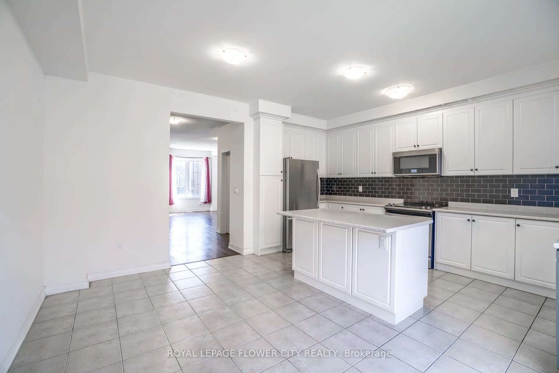 Photo 12 of 10 Faye Street, Brampton, Bram East — HOMEH