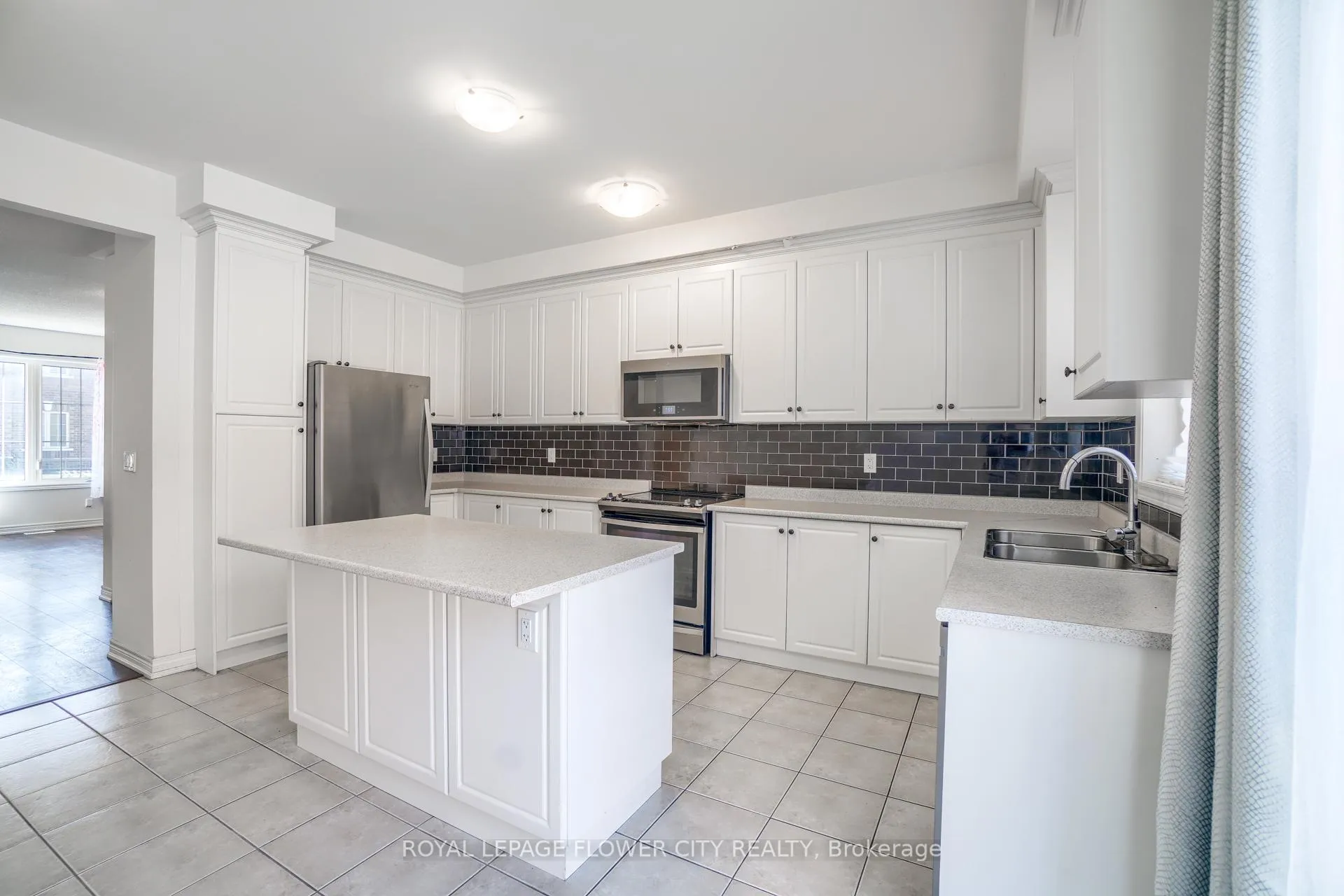 Photo 15 of 10 Faye Street, Brampton, Bram East — HOMEH