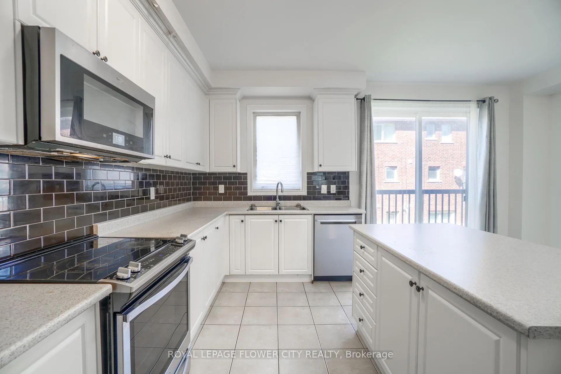 Photo 16 of 10 Faye Street, Brampton, Bram East — HOMEH
