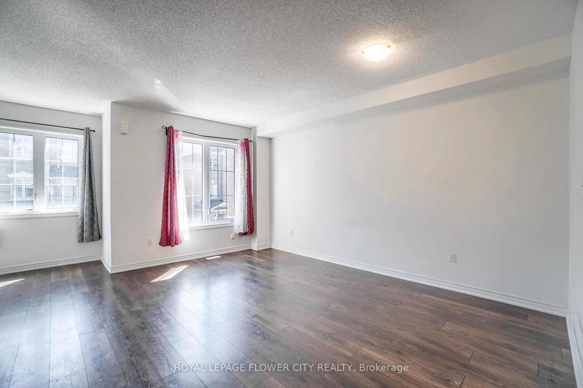Photo 19 of 10 Faye Street, Brampton, Bram East — HOMEH