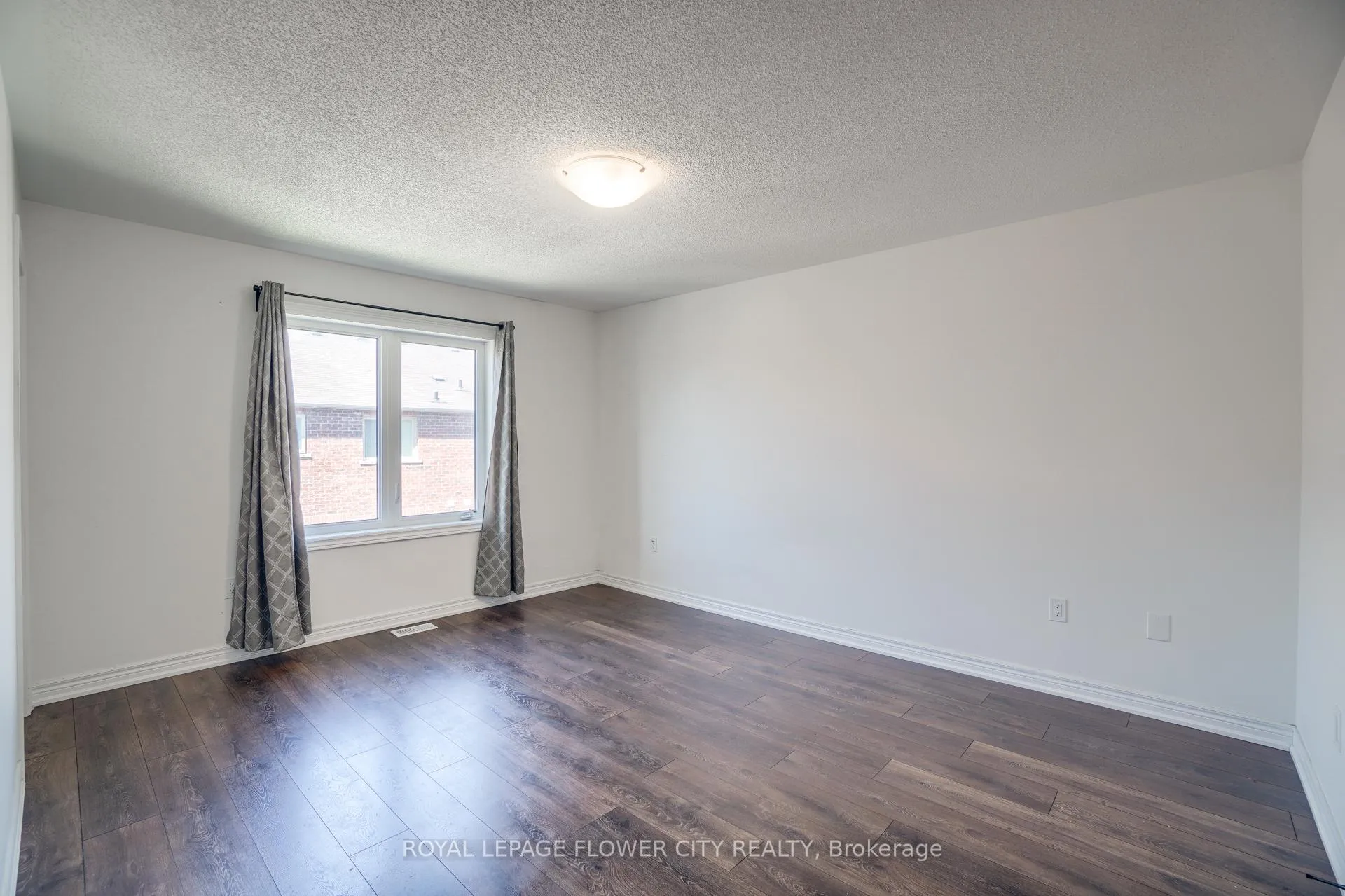 Photo 24 of 10 Faye Street, Brampton, Bram East — HOMEH