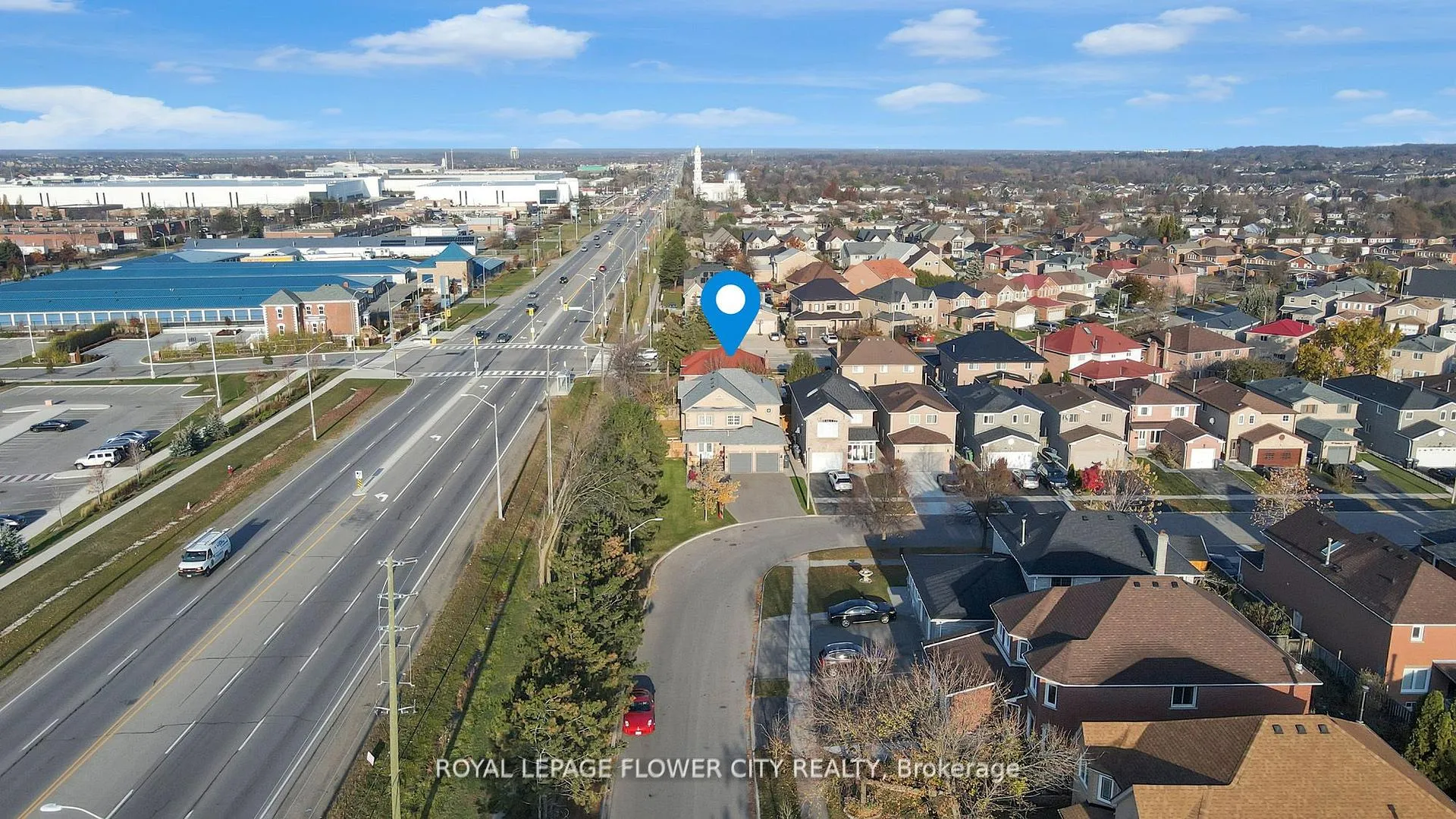 Photo 3 of 113 Sandmere Avenue, Brampton, Heart Lake West — HOMEH