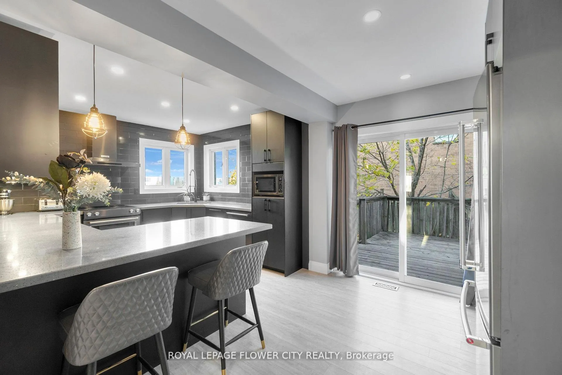 Photo 13 of 113 Sandmere Avenue, Brampton, Heart Lake West — HOMEH