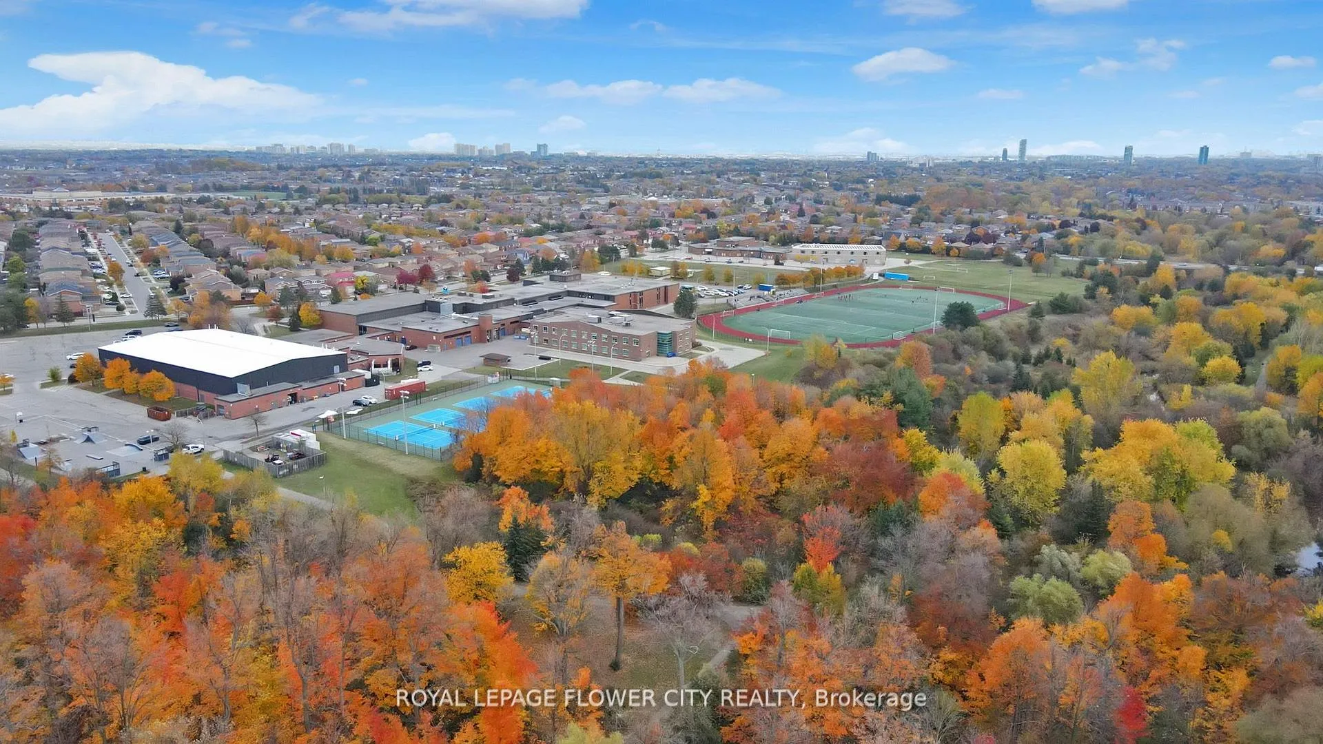 Photo 39 of 113 Sandmere Avenue, Brampton, Heart Lake West — HOMEH