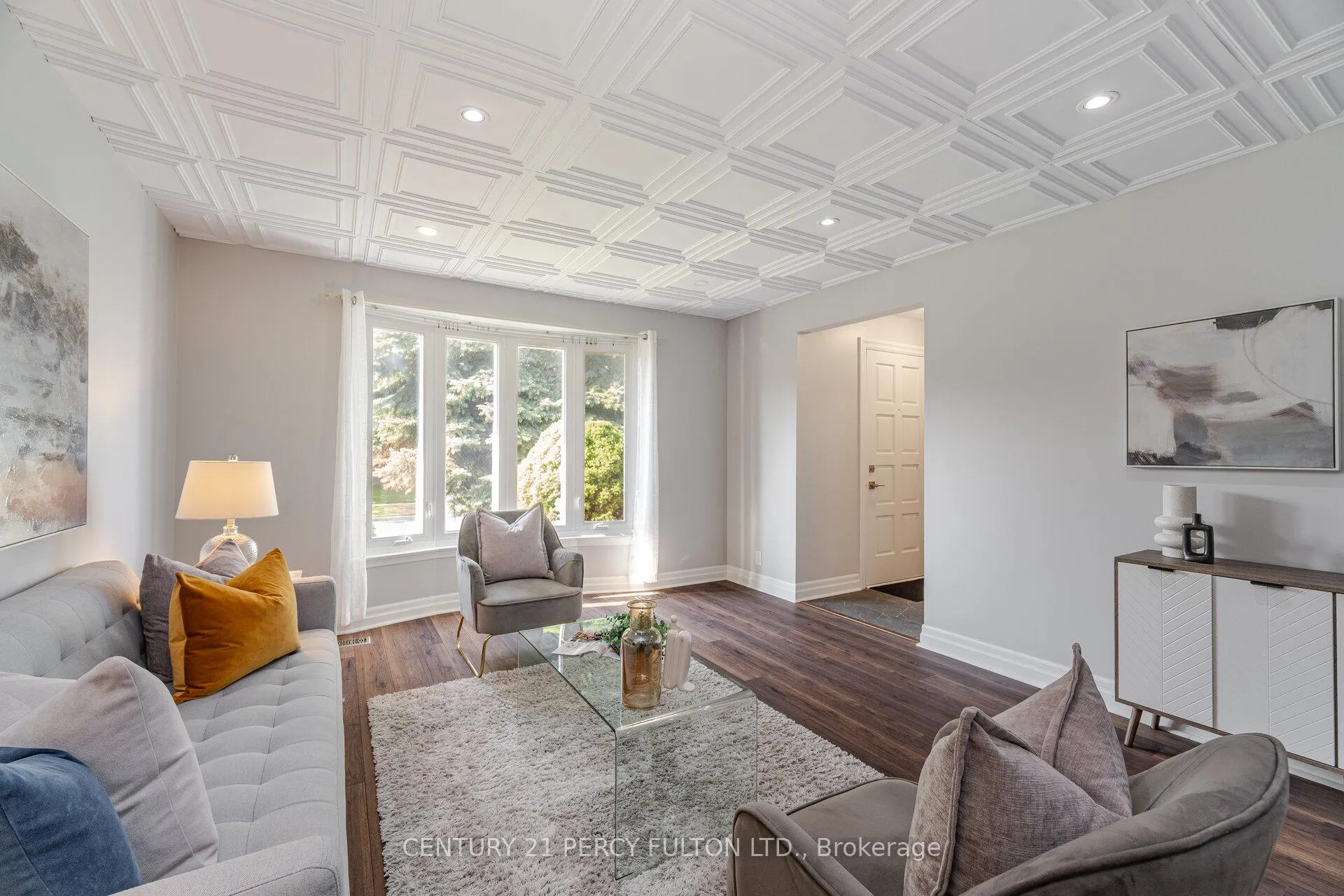 Photo 3 of 761 Krosno Boulevard, Pickering, Bay Ridges — HOMEH