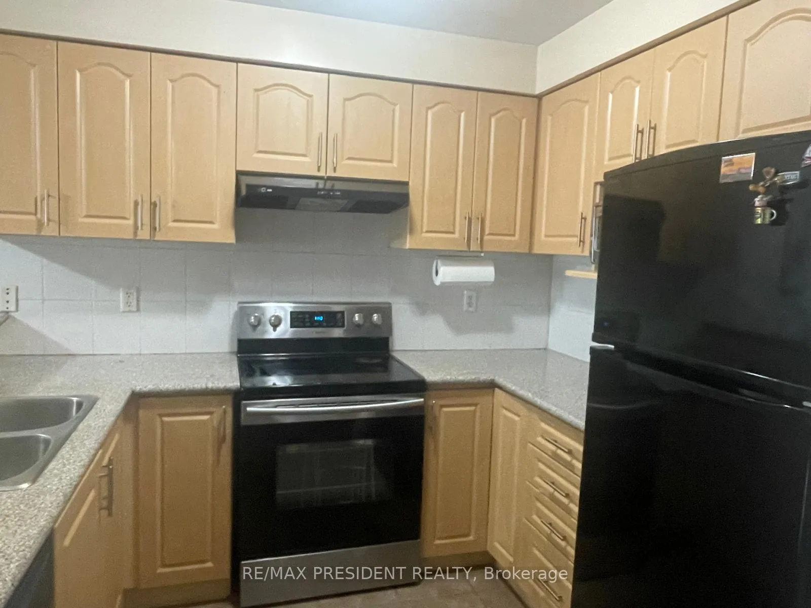 Photo 7 of 107 Rockgarden Trail, Brampton, Sandringham-Wellington — HOMEH
