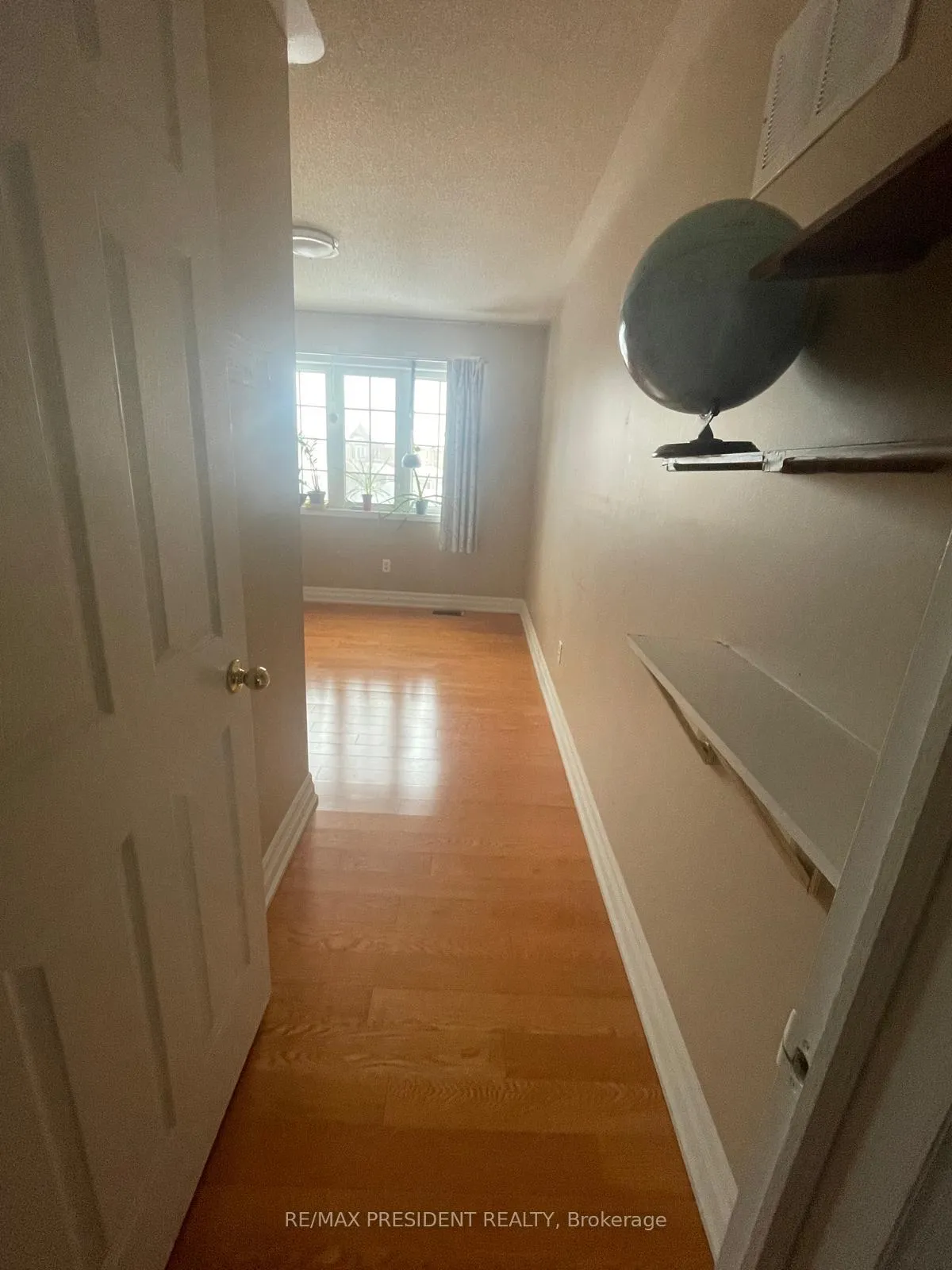 Photo 13 of 107 Rockgarden Trail, Brampton, Sandringham-Wellington — HOMEH