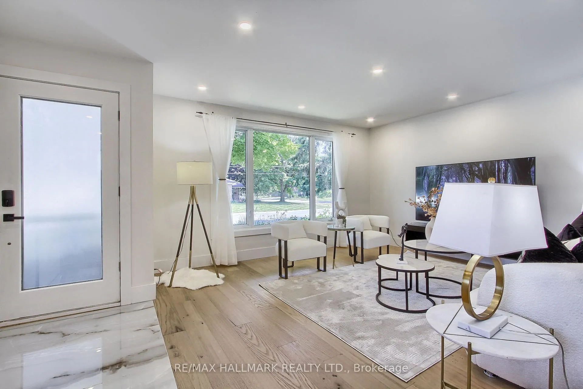 Photo 4 of 4 Corbett Crescent, Aurora, Aurora Highlands — HOMEH