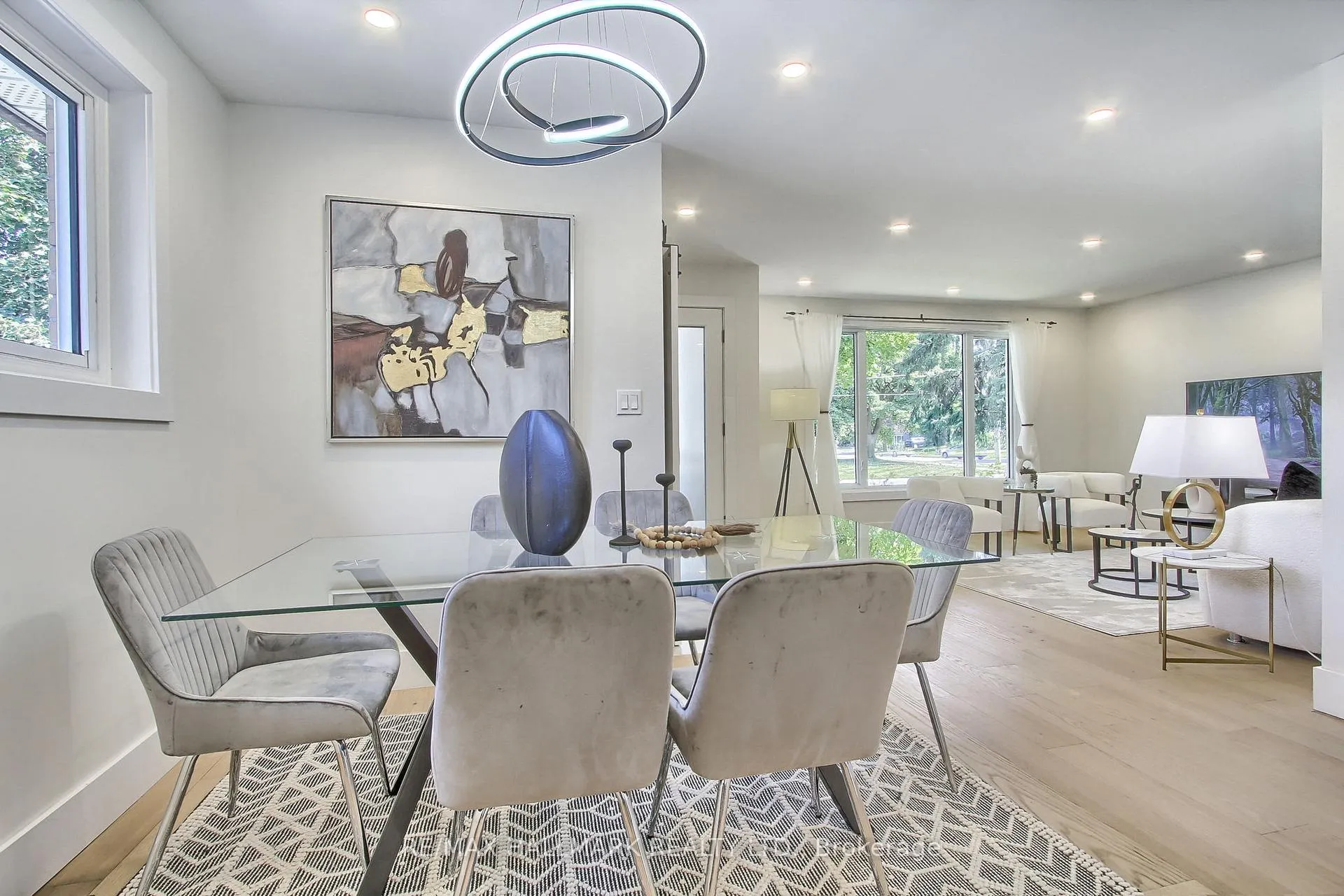 Photo 10 of 4 Corbett Crescent, Aurora, Aurora Highlands — HOMEH