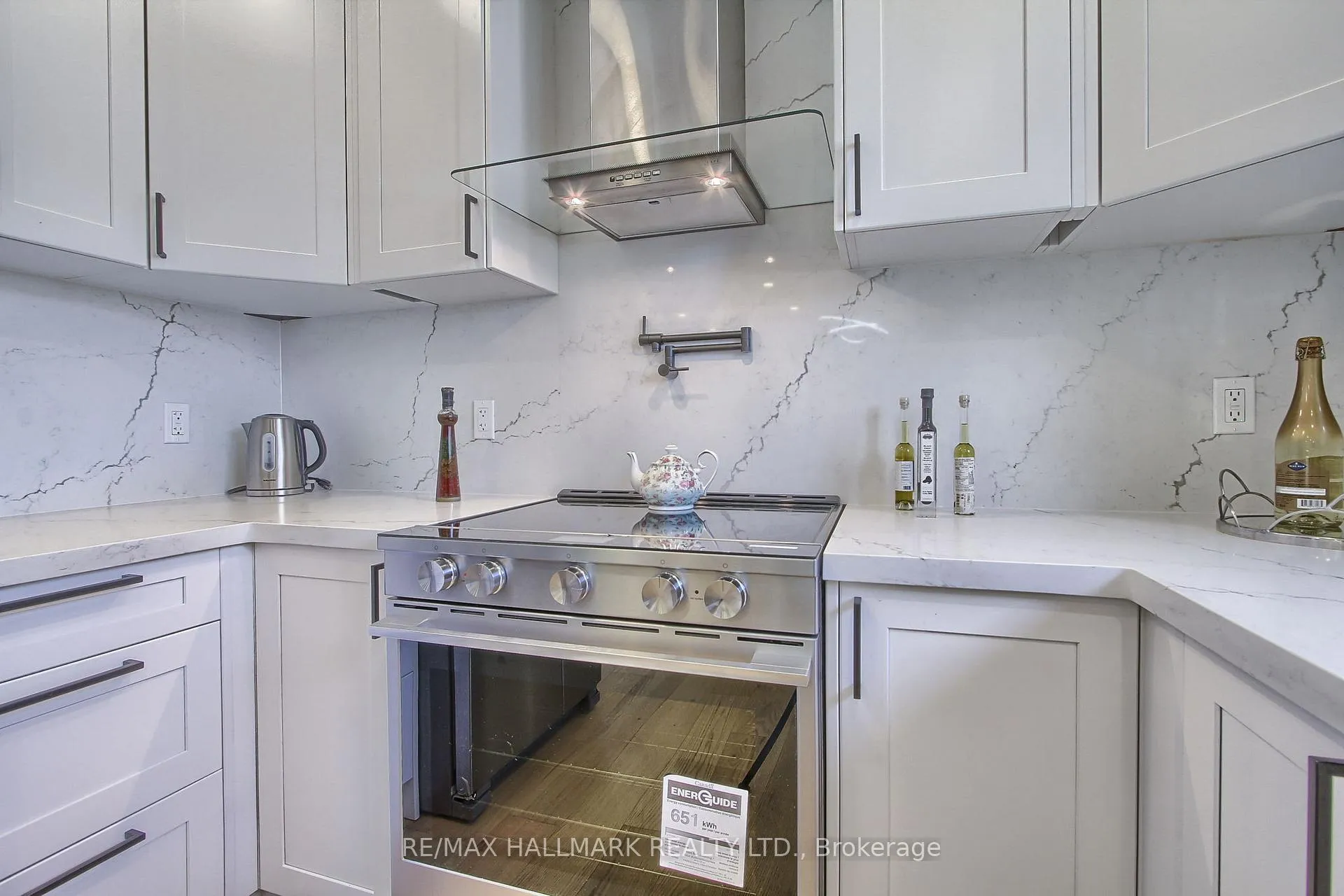Photo 15 of 4 Corbett Crescent, Aurora, Aurora Highlands — HOMEH