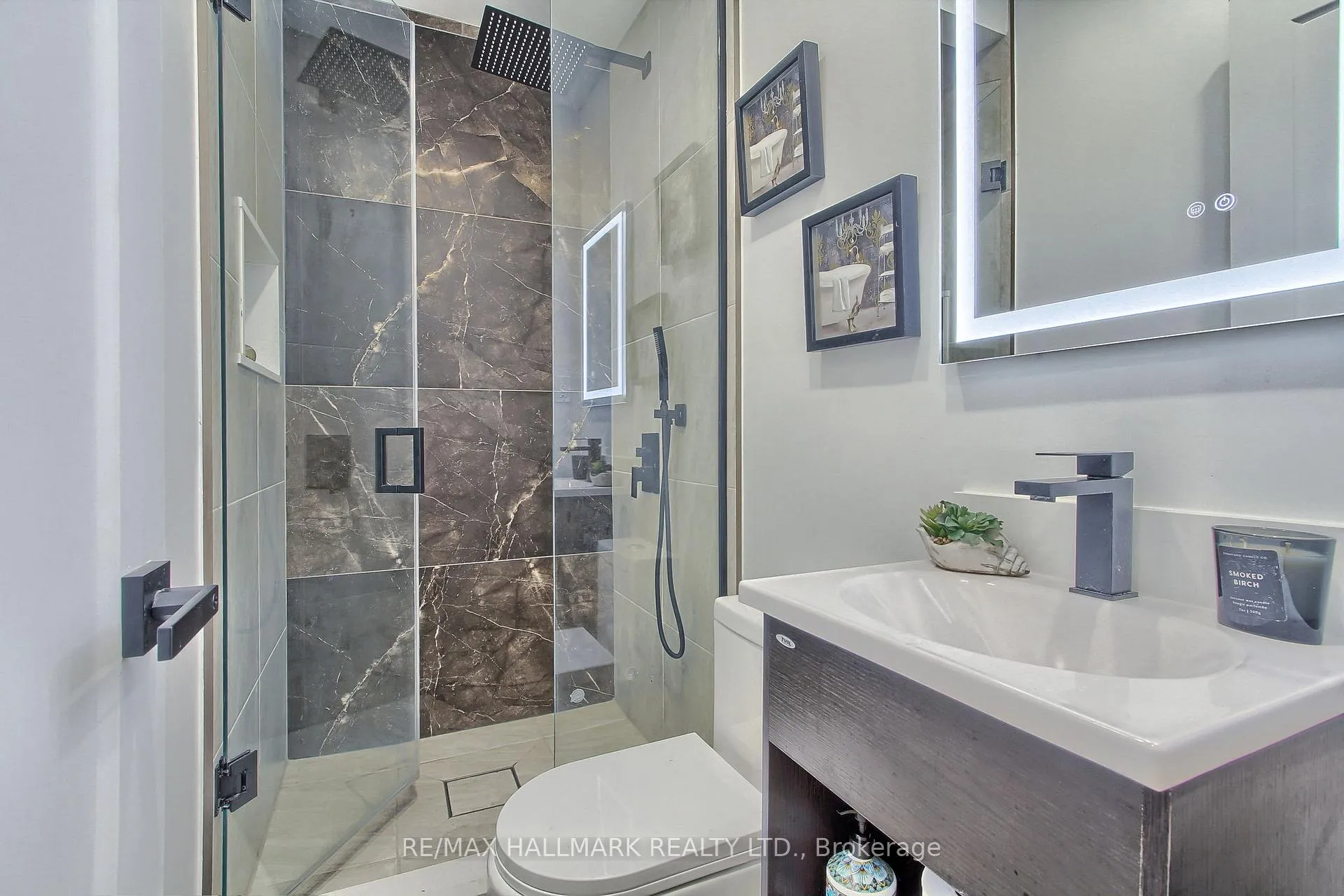 Photo 26 of 4 Corbett Crescent, Aurora, Aurora Highlands — HOMEH