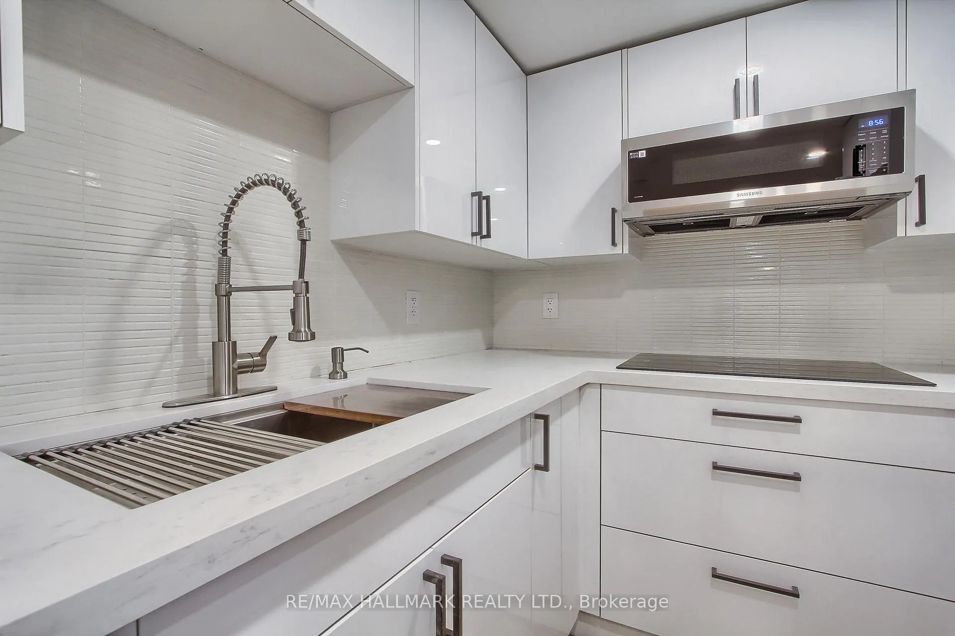 Photo 30 of 4 Corbett Crescent, Aurora, Aurora Highlands — HOMEH