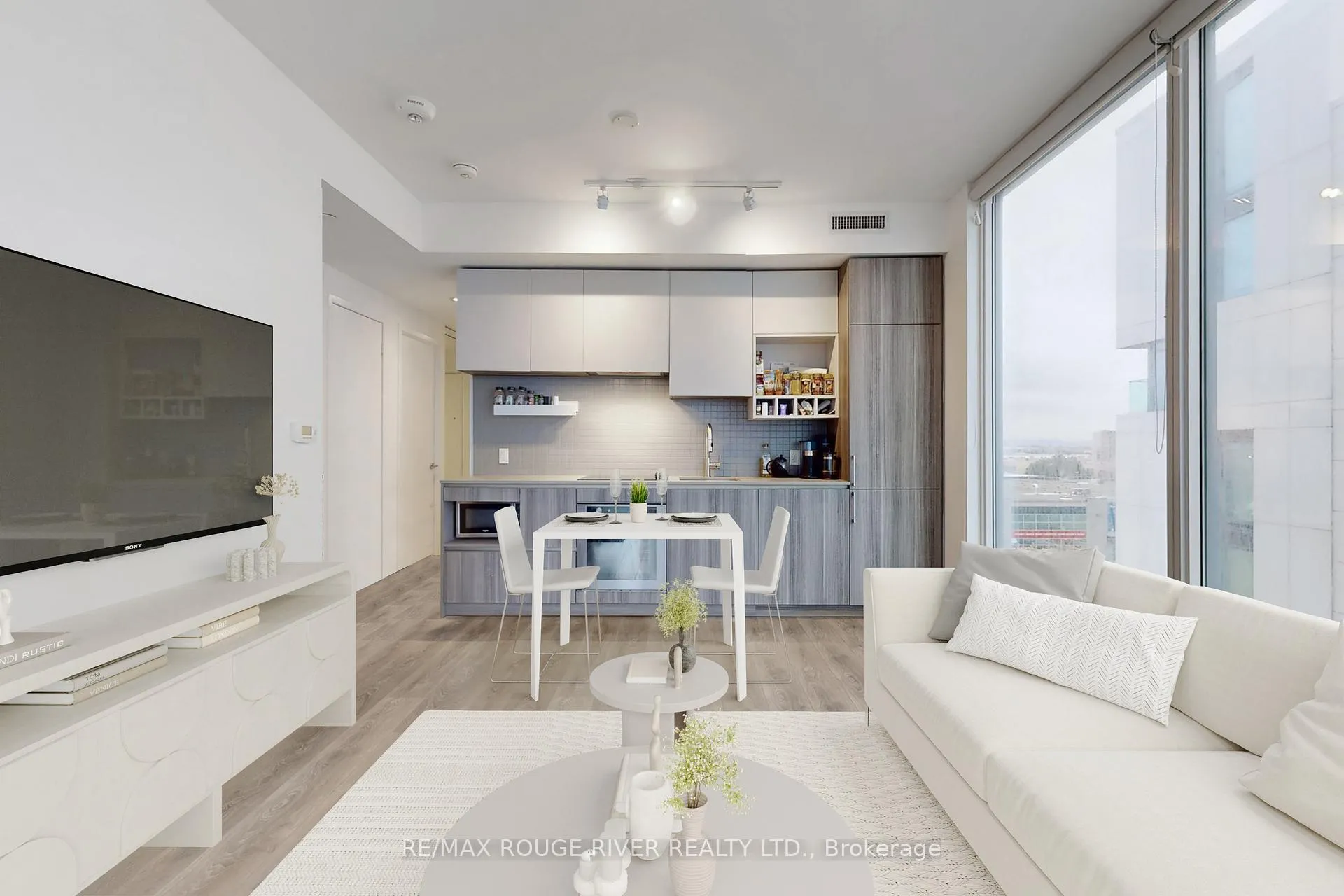 Photo 7 of Unit 603, 898 Portage Parkway, Vaughan, Concord — HOMEH