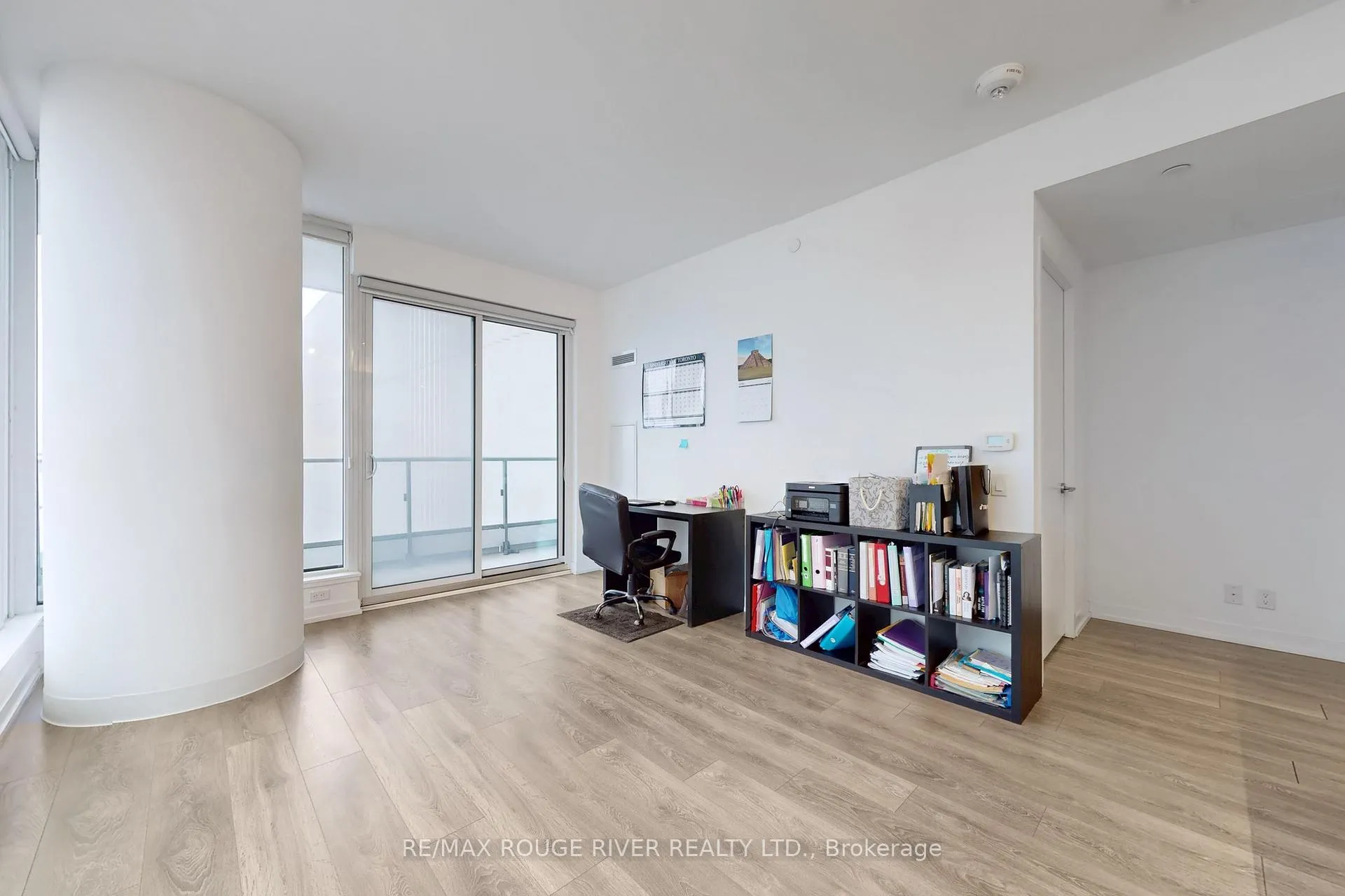 Photo 8 of Unit 603, 898 Portage Parkway, Vaughan, Concord — HOMEH