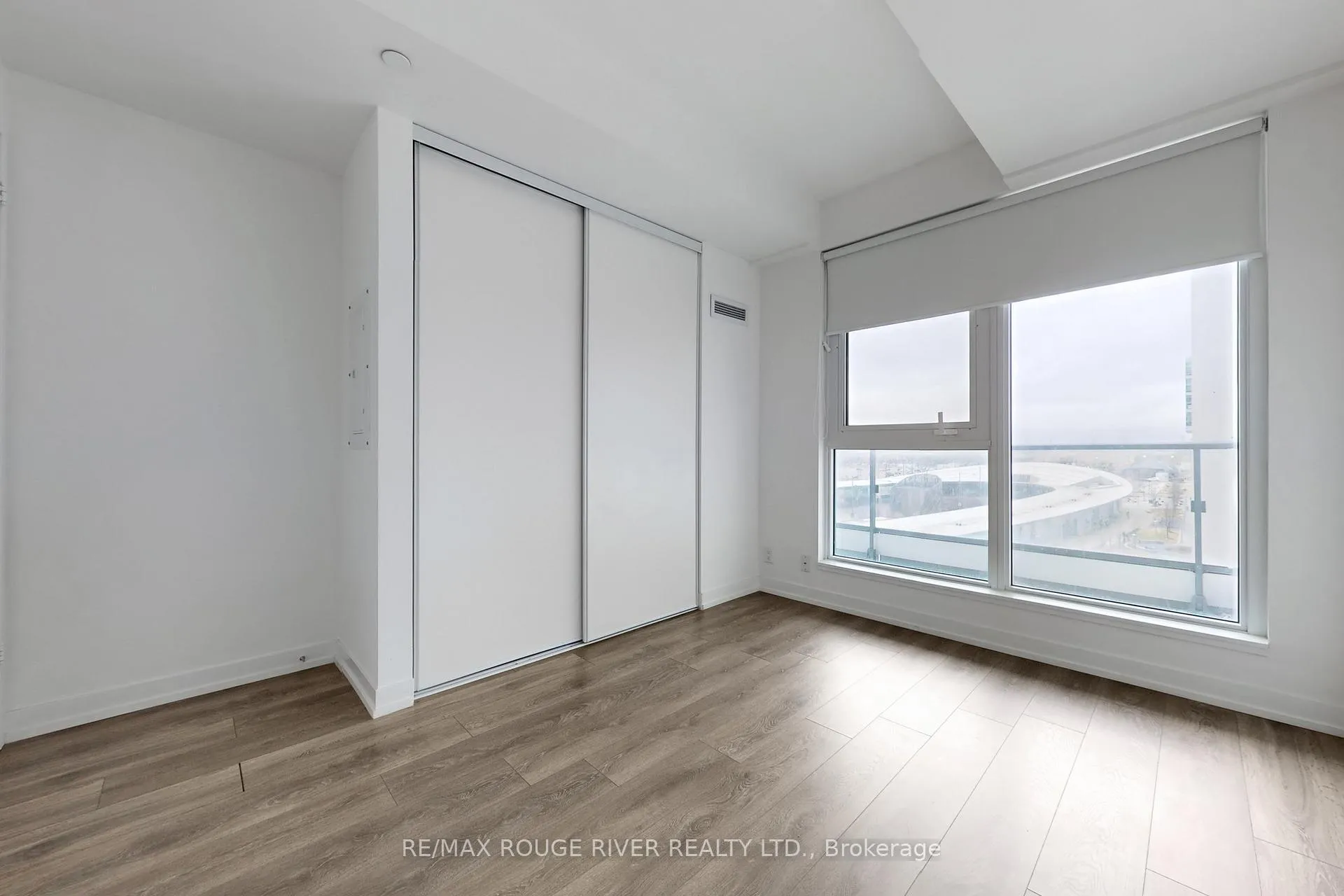 Photo 11 of Unit 603, 898 Portage Parkway, Vaughan, Concord — HOMEH