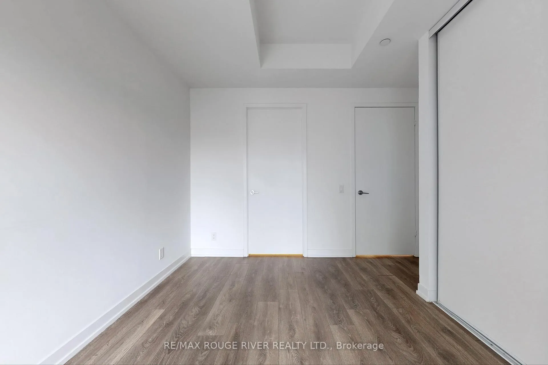 Photo 14 of Unit 603, 898 Portage Parkway, Vaughan, Concord — HOMEH