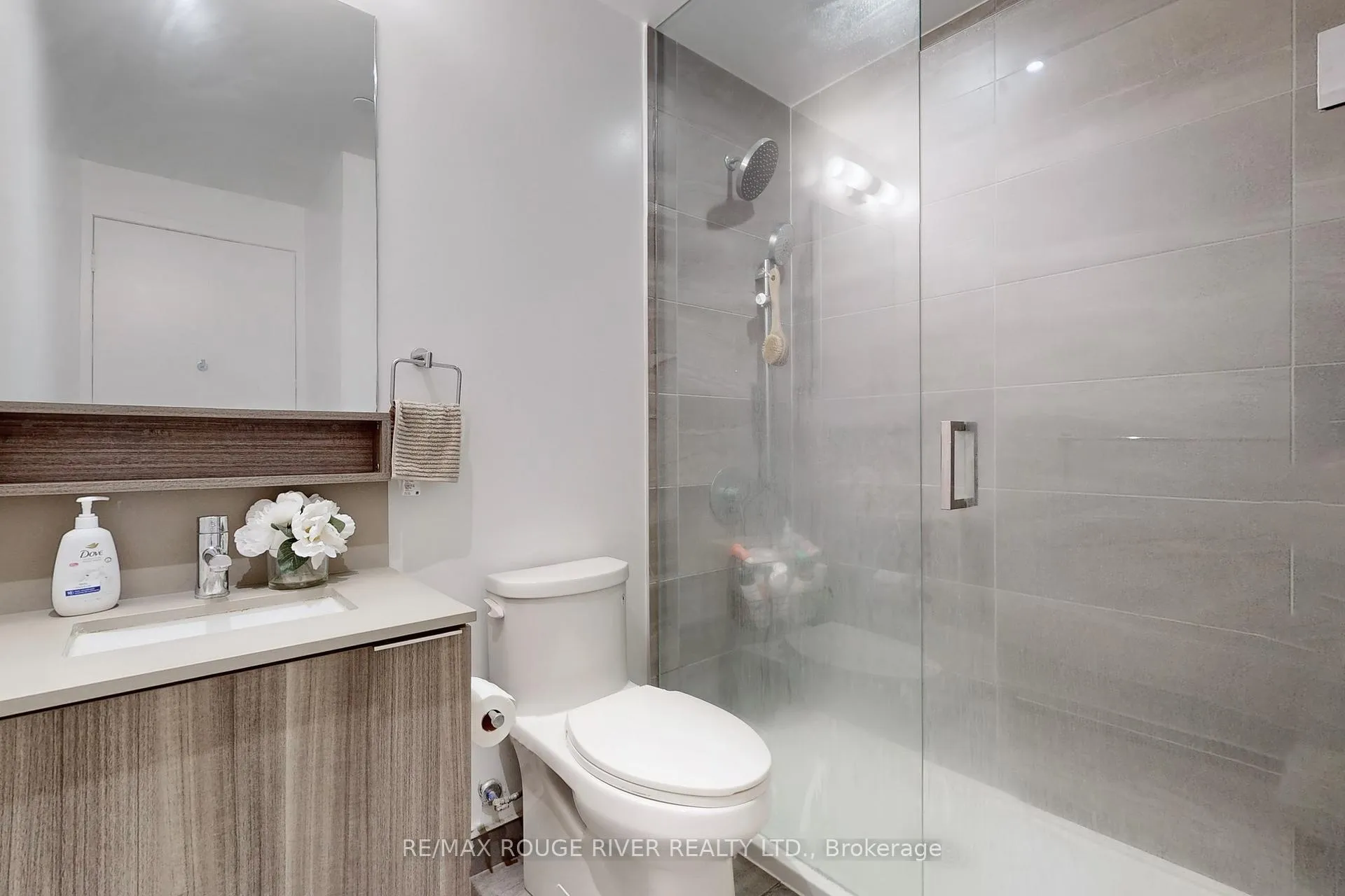 Photo 18 of Unit 603, 898 Portage Parkway, Vaughan, Concord — HOMEH
