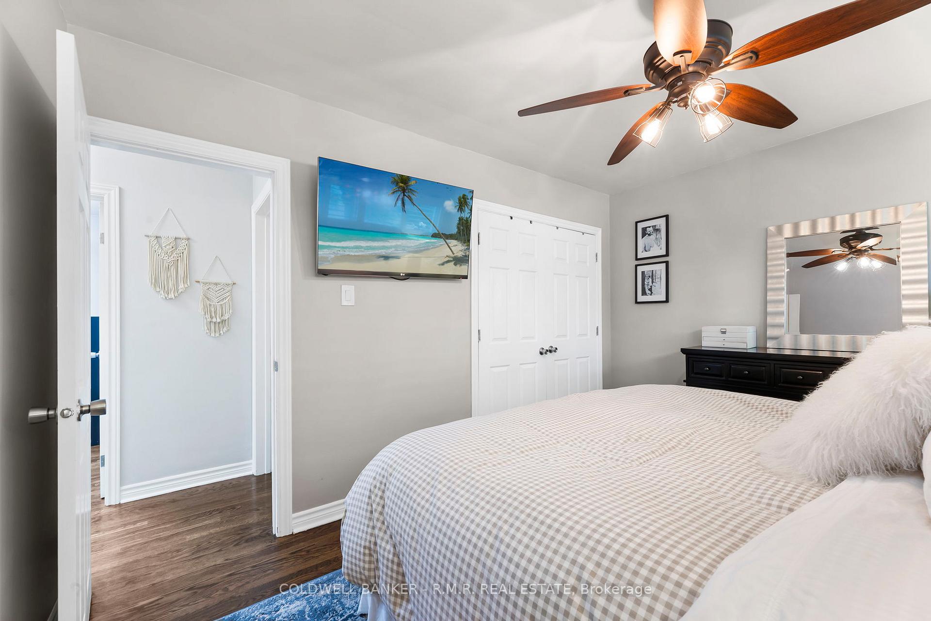 Photo 16 of 21 Parkway Crescent, Clarington, Bowmanville — HOMEH