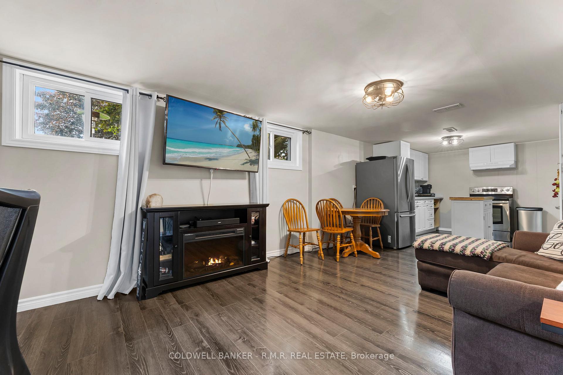 Photo 23 of 21 Parkway Crescent, Clarington, Bowmanville — HOMEH