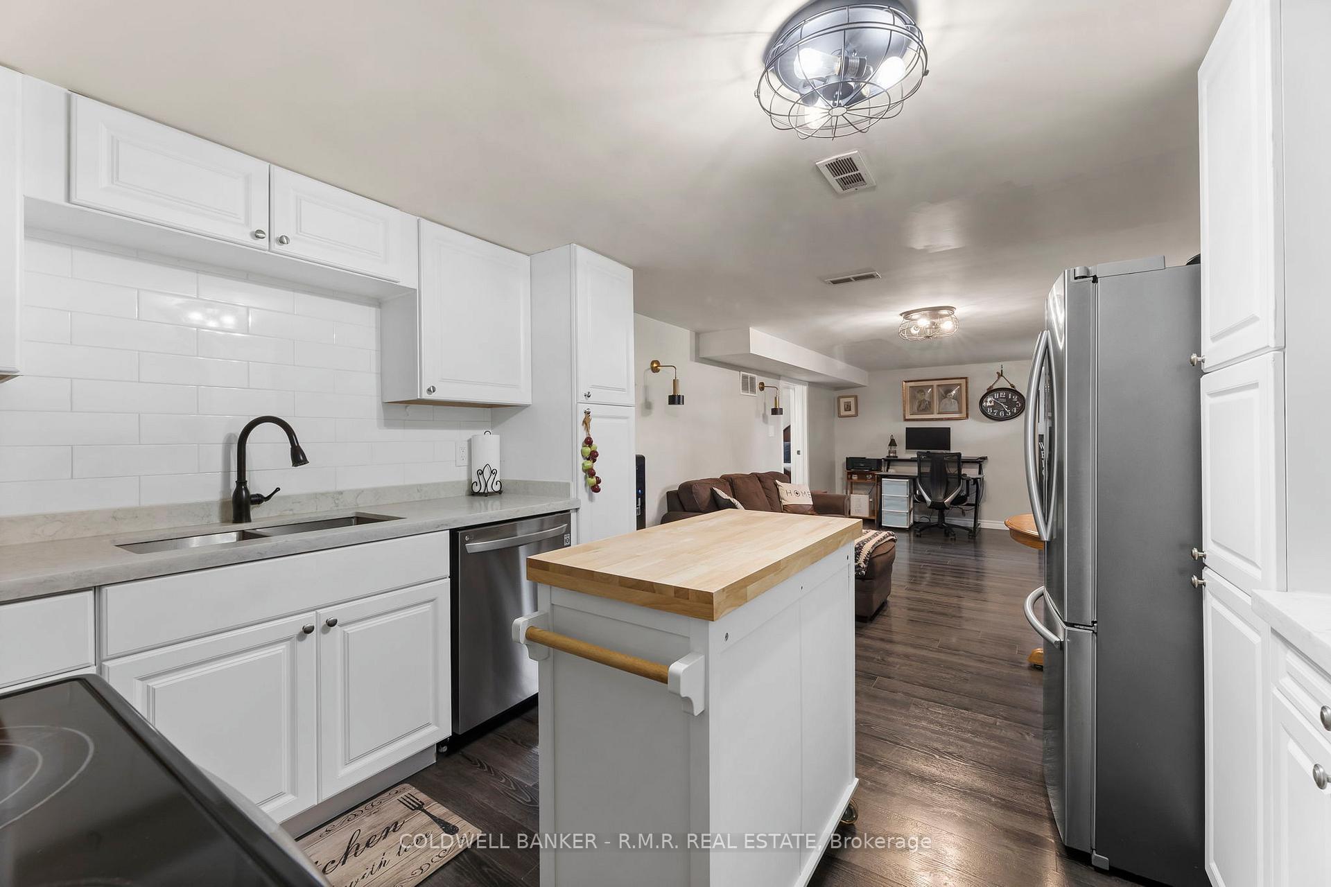 Photo 26 of 21 Parkway Crescent, Clarington, Bowmanville — HOMEH