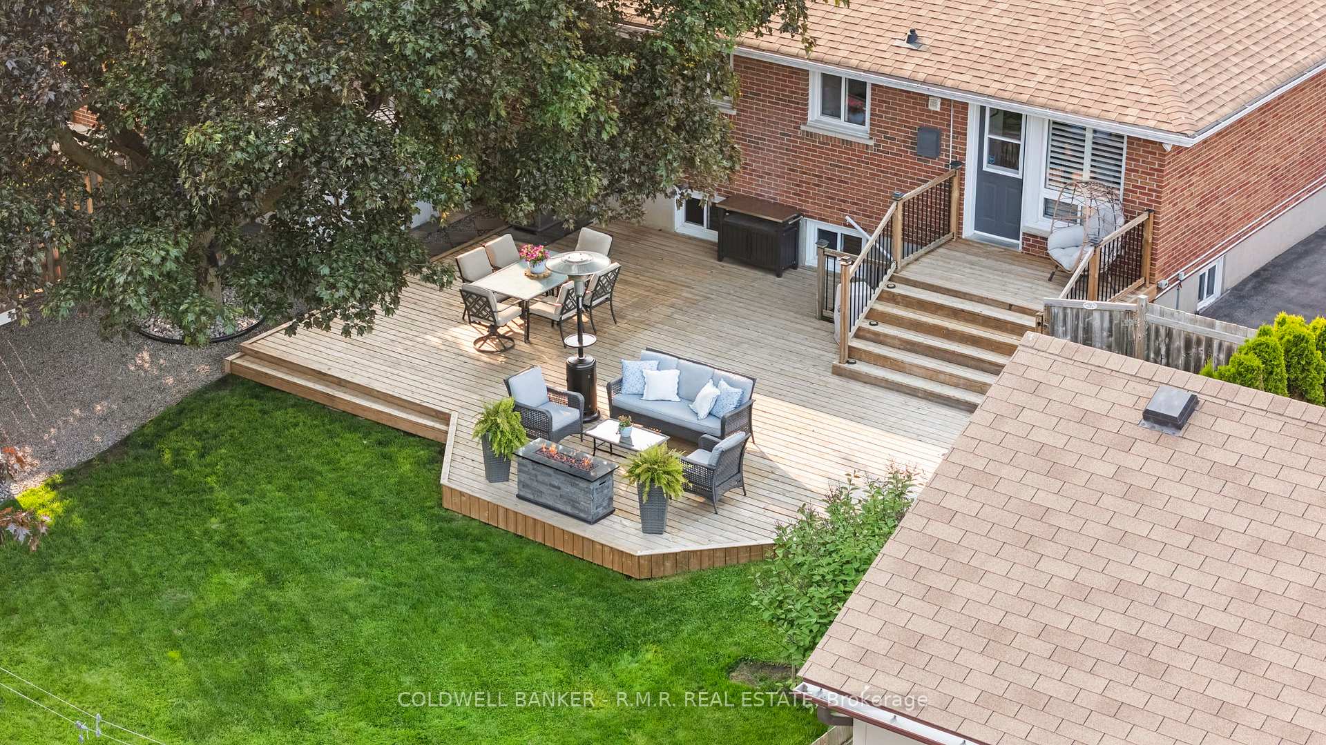 Photo 37 of 21 Parkway Crescent, Clarington, Bowmanville — HOMEH