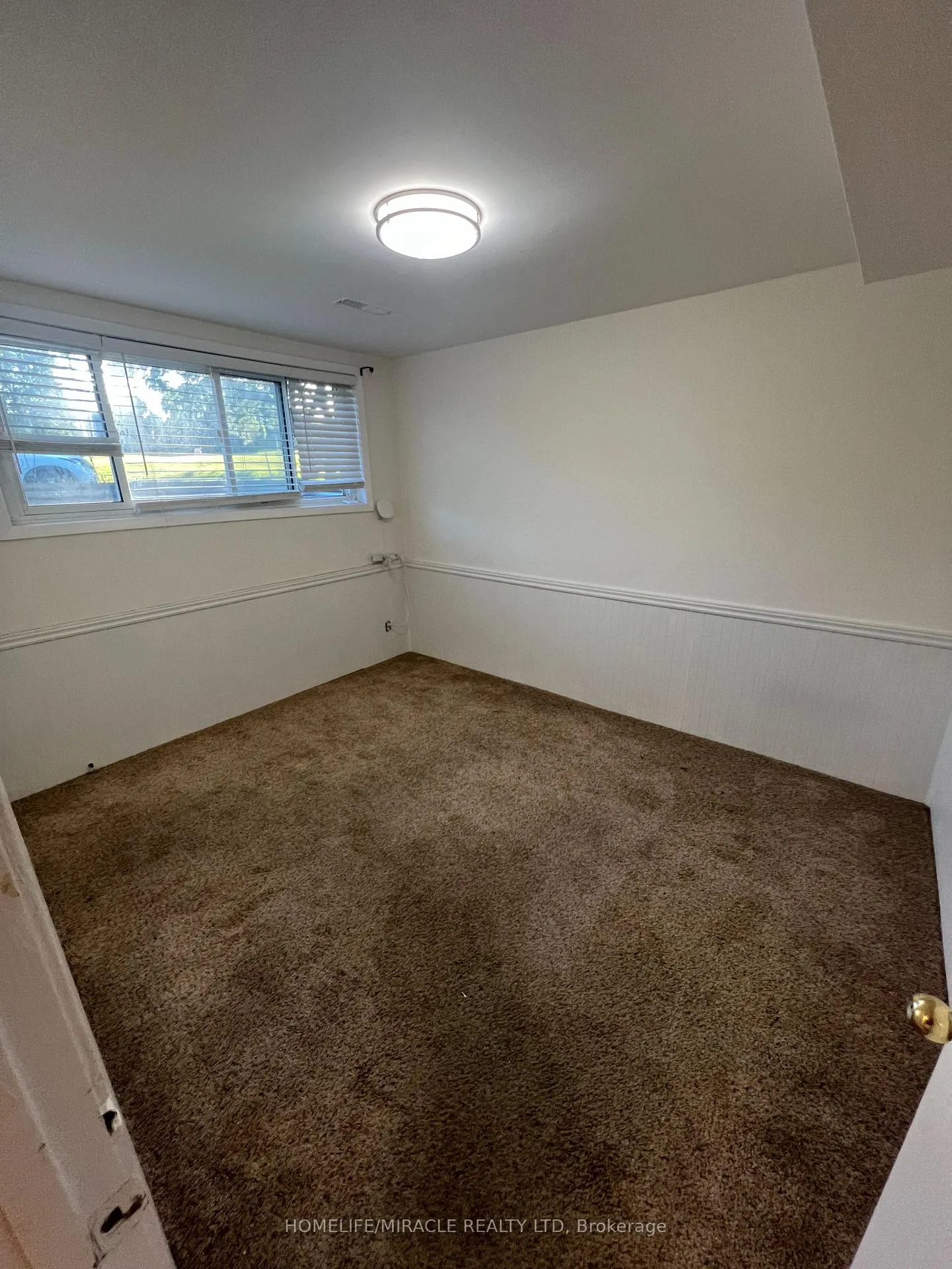 Photo 8 of Unit 1, 270 Clifton Road, Kitchener — HOMEH