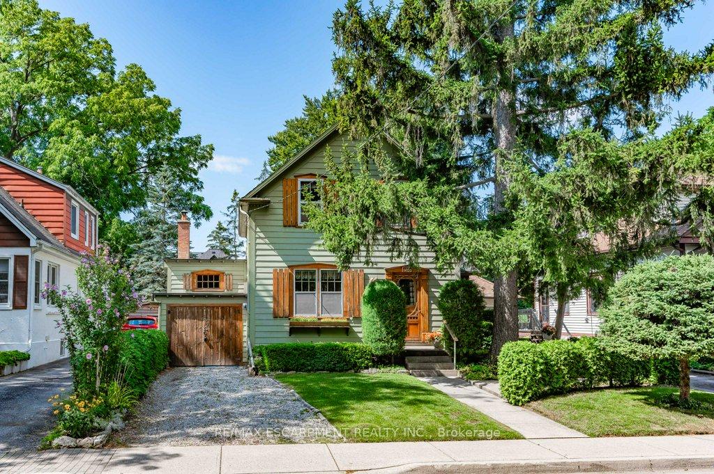 Photo 2 of 314 Delaware Avenue, Burlington, Brant — HOMEH