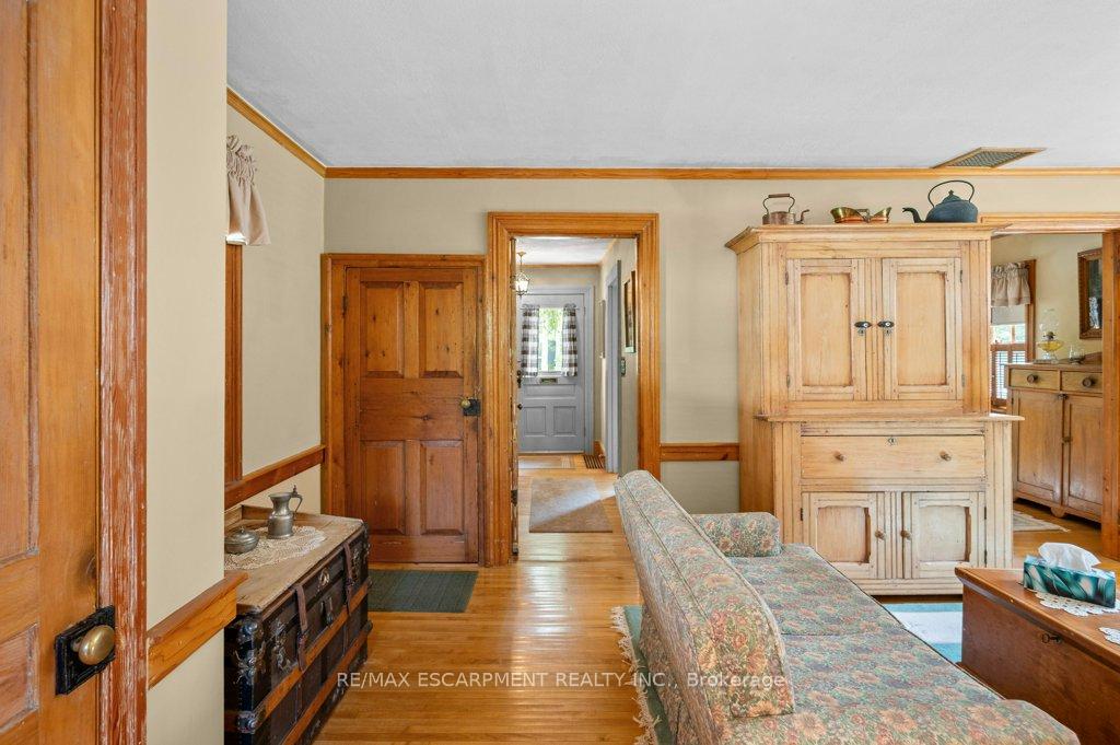 Photo 19 of 314 Delaware Avenue, Burlington, Brant — HOMEH