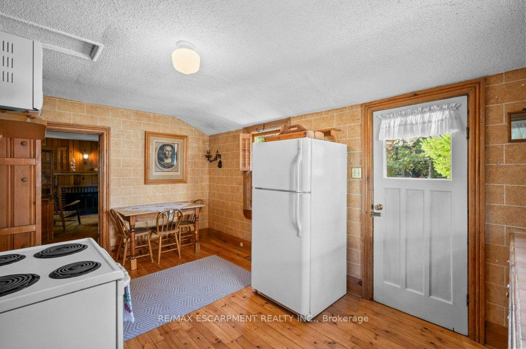 Photo 42 of 314 Delaware Avenue, Burlington, Brant — HOMEH