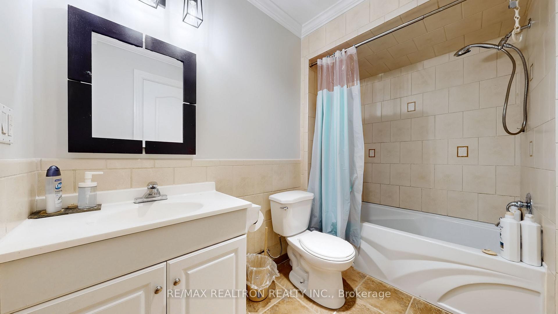 Photo 18 of Unit 2nd Floor, 322 Miami Drive, Georgina, Keswick South — HOMEH