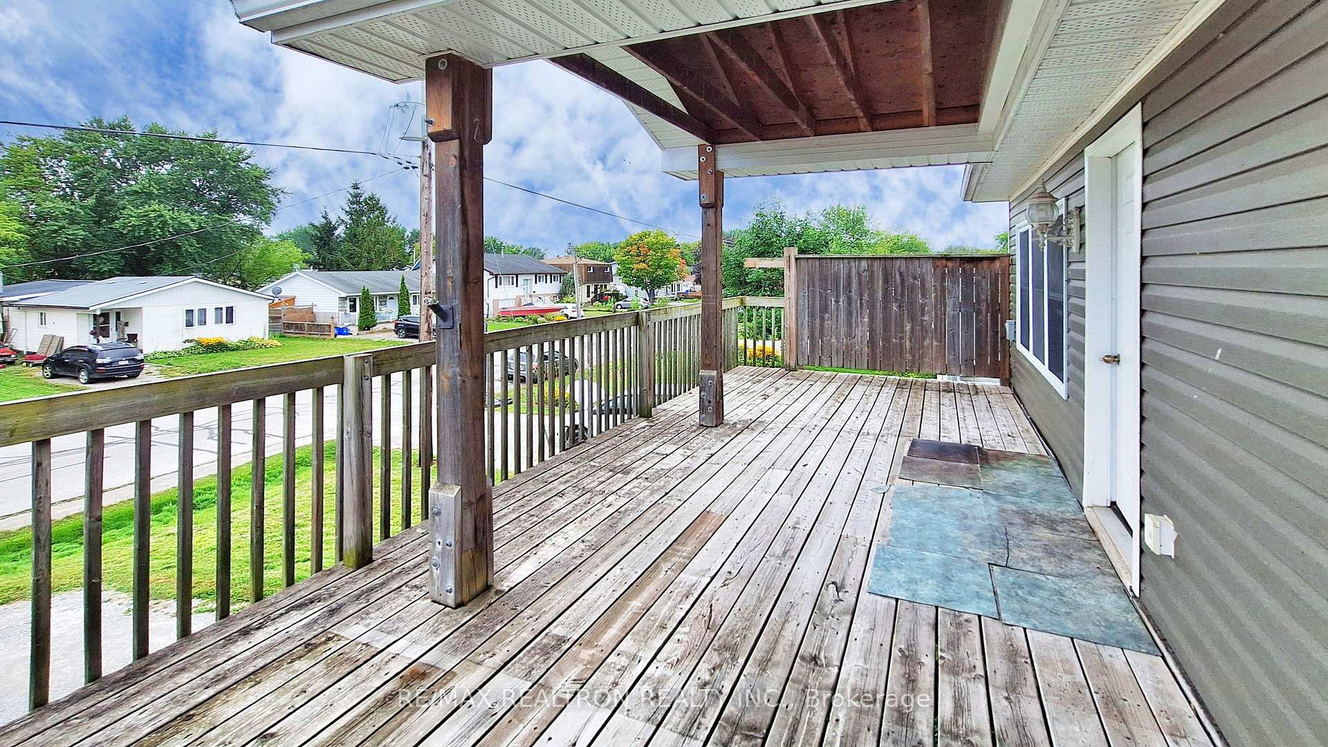 Photo 20 of Unit 2nd Floor, 322 Miami Drive, Georgina, Keswick South — HOMEH