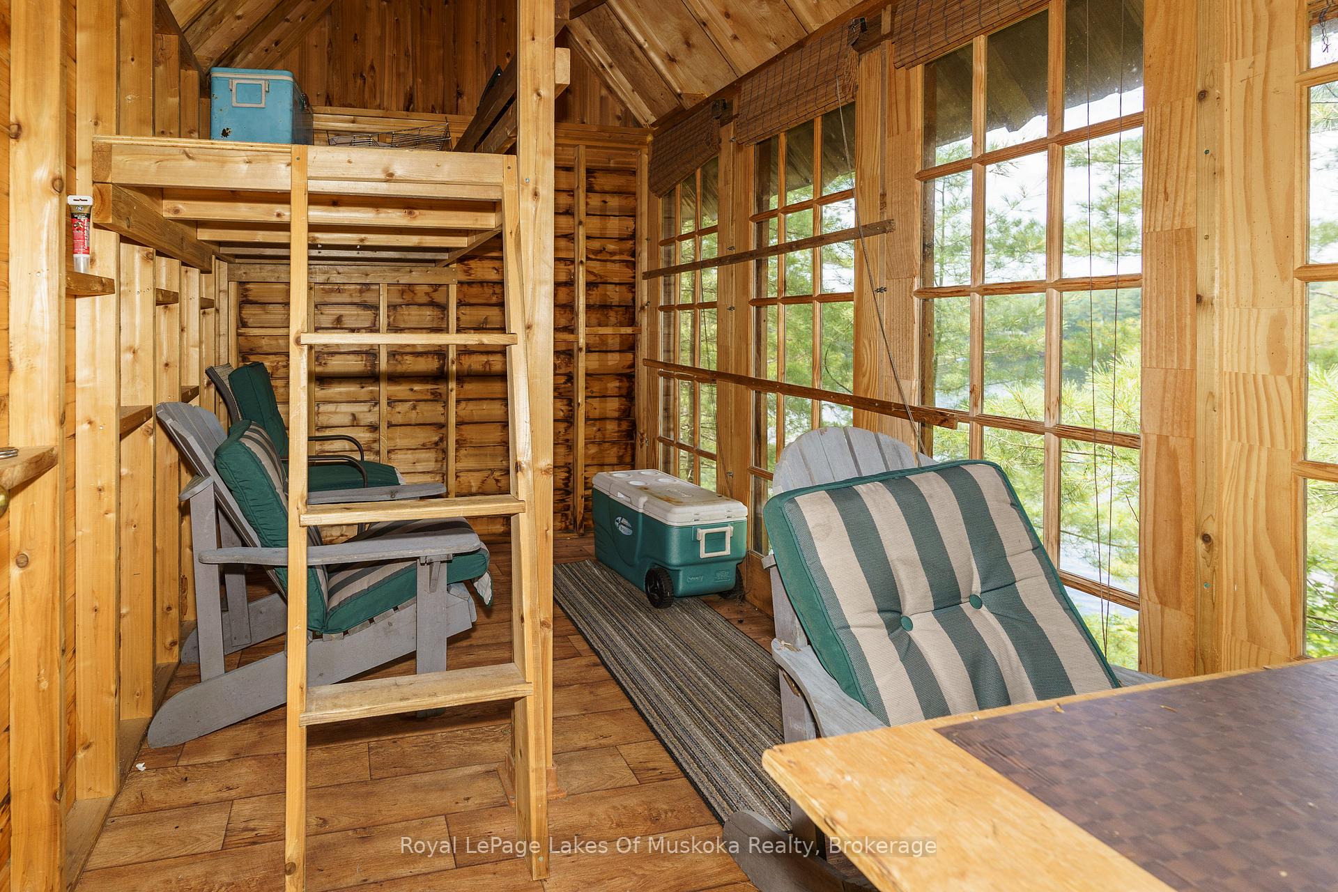 Photo 5 of 998 Gull Lake, Gravenhurst, Muskoka (S) — HOMEH