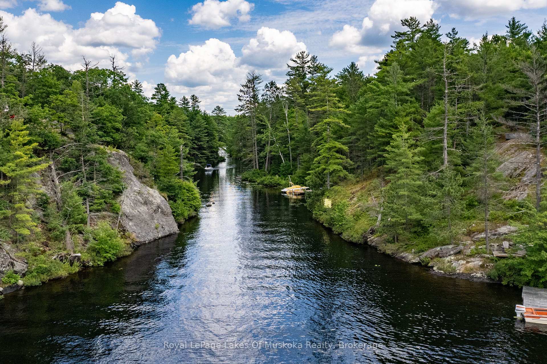 Photo 15 of 998 Gull Lake, Gravenhurst, Muskoka (S) — HOMEH