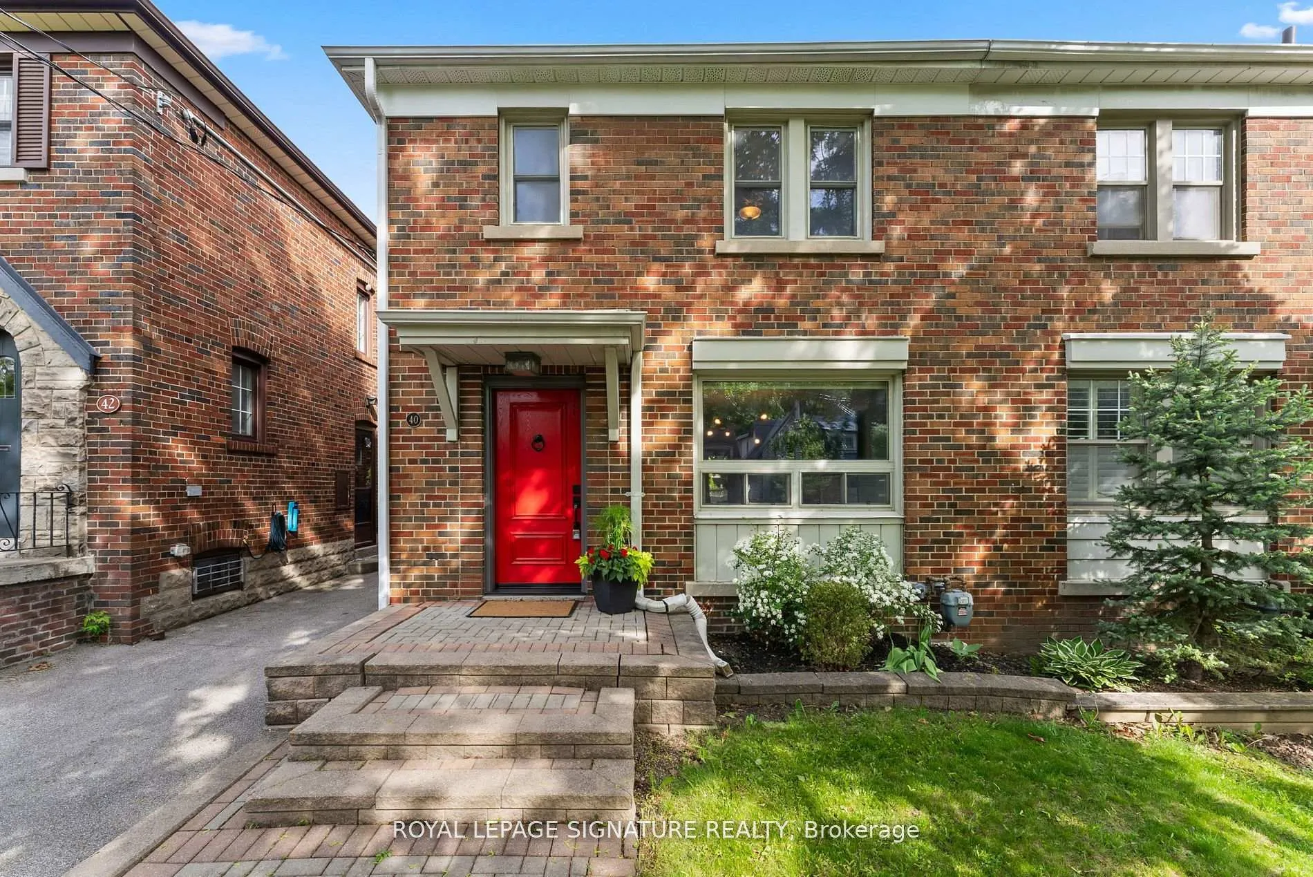 Front of 40 Southvale Drive