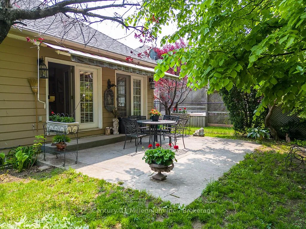 Photo 15 of 14 Cobblestone Lane, Blue Mountains — HOMEH